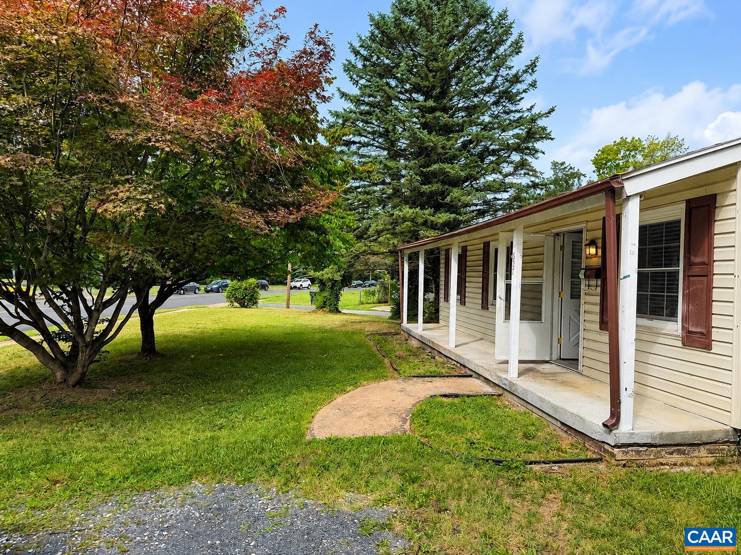627 ARCH AVE, WAYNESBORO, Virginia 22980, 3 Bedrooms Bedrooms, ,1 BathroomBathrooms,Residential,627 ARCH AVE,681317 MLS # 681317