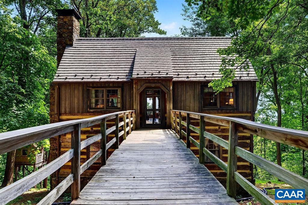 83 FORTUNES RIDGE DR, WINTERGREEN, Virginia 22967, 4 Bedrooms Bedrooms, ,3 BathroomsBathrooms,Residential,Chestnut Cabin,83 FORTUNES RIDGE DR,681403 MLS # 681403 83 FORTUNES RIDGE DR, WINTERGREEN, Virginia 22967, 4 Bedrooms Bedrooms, ,3 BathroomsBathrooms,Residential,Chestnut Cabin,83 FORTUNES RIDGE DR,681403 MLS # 681403