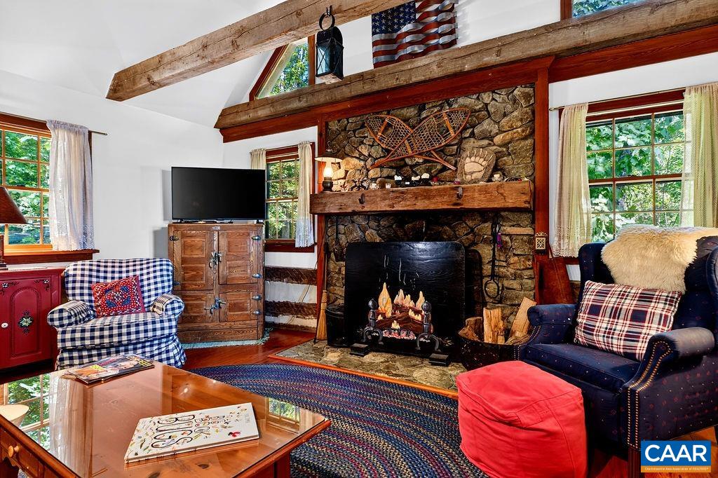 83 FORTUNES RIDGE DR, WINTERGREEN, Virginia 22967, 4 Bedrooms Bedrooms, ,3 BathroomsBathrooms,Residential,Chestnut Cabin,83 FORTUNES RIDGE DR,681403 MLS # 681403 83 FORTUNES RIDGE DR, WINTERGREEN, Virginia 22967, 4 Bedrooms Bedrooms, ,3 BathroomsBathrooms,Residential,Chestnut Cabin,83 FORTUNES RIDGE DR,681403 MLS # 681403