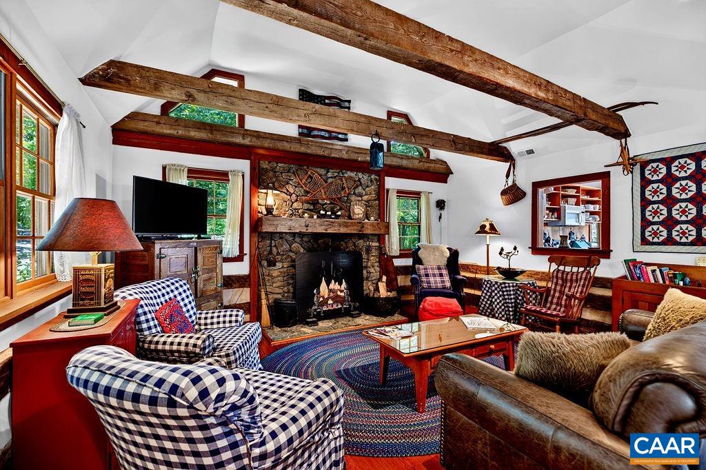 83 FORTUNES RIDGE DR, WINTERGREEN, Virginia 22967, 4 Bedrooms Bedrooms, ,3 BathroomsBathrooms,Residential,Chestnut Cabin,83 FORTUNES RIDGE DR,681403 MLS # 681403 83 FORTUNES RIDGE DR, WINTERGREEN, Virginia 22967, 4 Bedrooms Bedrooms, ,3 BathroomsBathrooms,Residential,Chestnut Cabin,83 FORTUNES RIDGE DR,681403 MLS # 681403