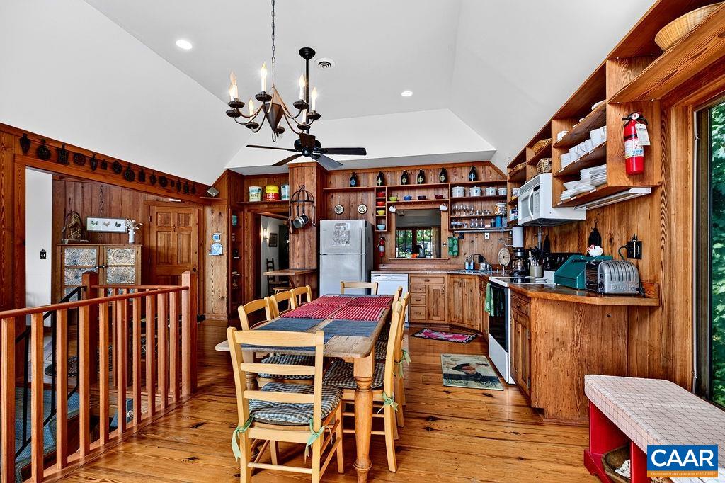 83 FORTUNES RIDGE DR, WINTERGREEN, Virginia 22967, 4 Bedrooms Bedrooms, ,3 BathroomsBathrooms,Residential,Chestnut Cabin,83 FORTUNES RIDGE DR,681403 MLS # 681403 83 FORTUNES RIDGE DR, WINTERGREEN, Virginia 22967, 4 Bedrooms Bedrooms, ,3 BathroomsBathrooms,Residential,Chestnut Cabin,83 FORTUNES RIDGE DR,681403 MLS # 681403