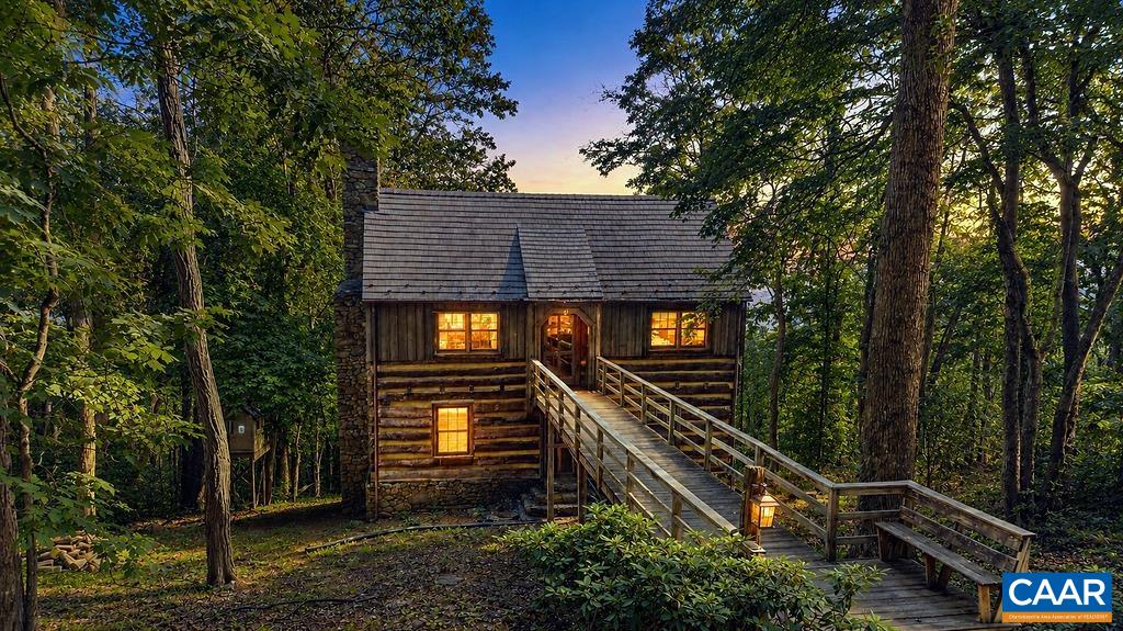 83 FORTUNES RIDGE DR, WINTERGREEN, Virginia 22967, 4 Bedrooms Bedrooms, ,3 BathroomsBathrooms,Residential,Chestnut Cabin,83 FORTUNES RIDGE DR,681403 MLS # 681403 83 FORTUNES RIDGE DR, WINTERGREEN, Virginia 22967, 4 Bedrooms Bedrooms, ,3 BathroomsBathrooms,Residential,Chestnut Cabin,83 FORTUNES RIDGE DR,681403 MLS # 681403