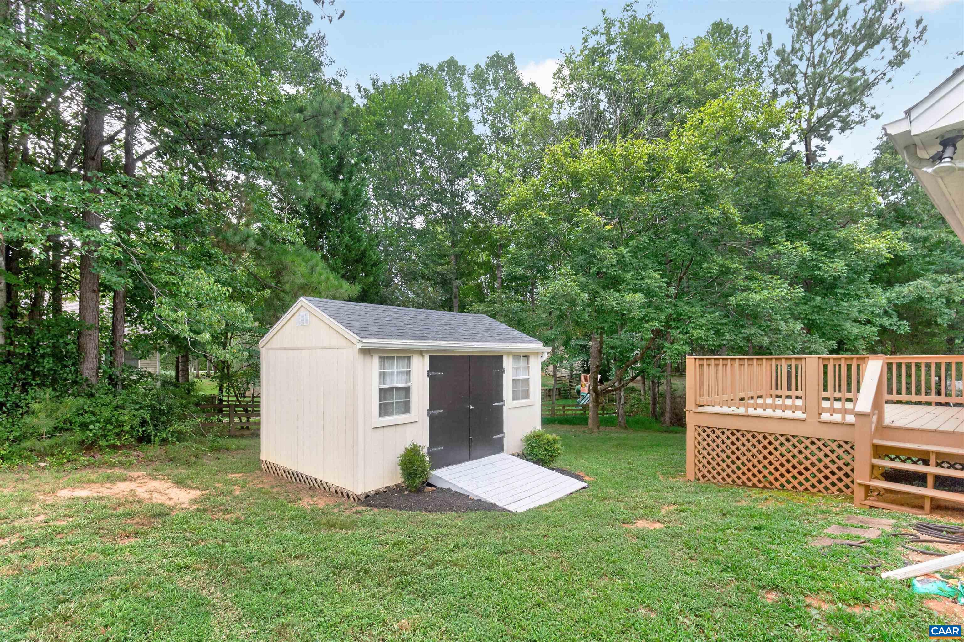 24 LAFAYETTE DR, PALMYRA, Virginia 22963, 3 Bedrooms Bedrooms, ,2 BathroomsBathrooms,Residential,24 Lafayette Drive,24 LAFAYETTE DR,681635 MLS # 681635 24 LAFAYETTE DR, PALMYRA, Virginia 22963, 3 Bedrooms Bedrooms, ,2 BathroomsBathrooms,Residential,24 Lafayette Drive,24 LAFAYETTE DR,681635 MLS # 681635