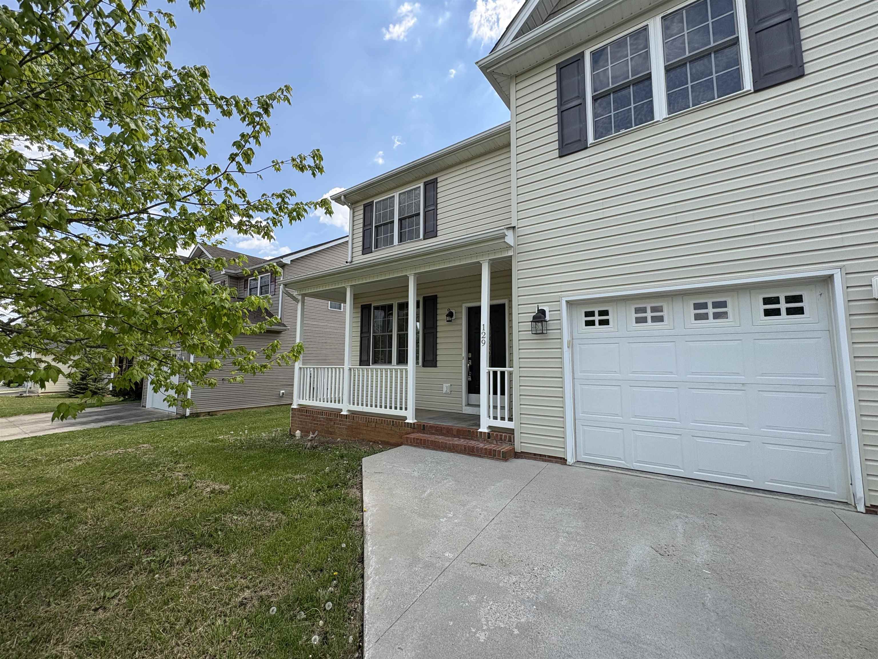 129 FOREVER CT, WAYNESBORO, Virginia 22980, 4 Bedrooms Bedrooms, ,2 BathroomsBathrooms,Residential,129 FOREVER CT,679056 MLS # 679056