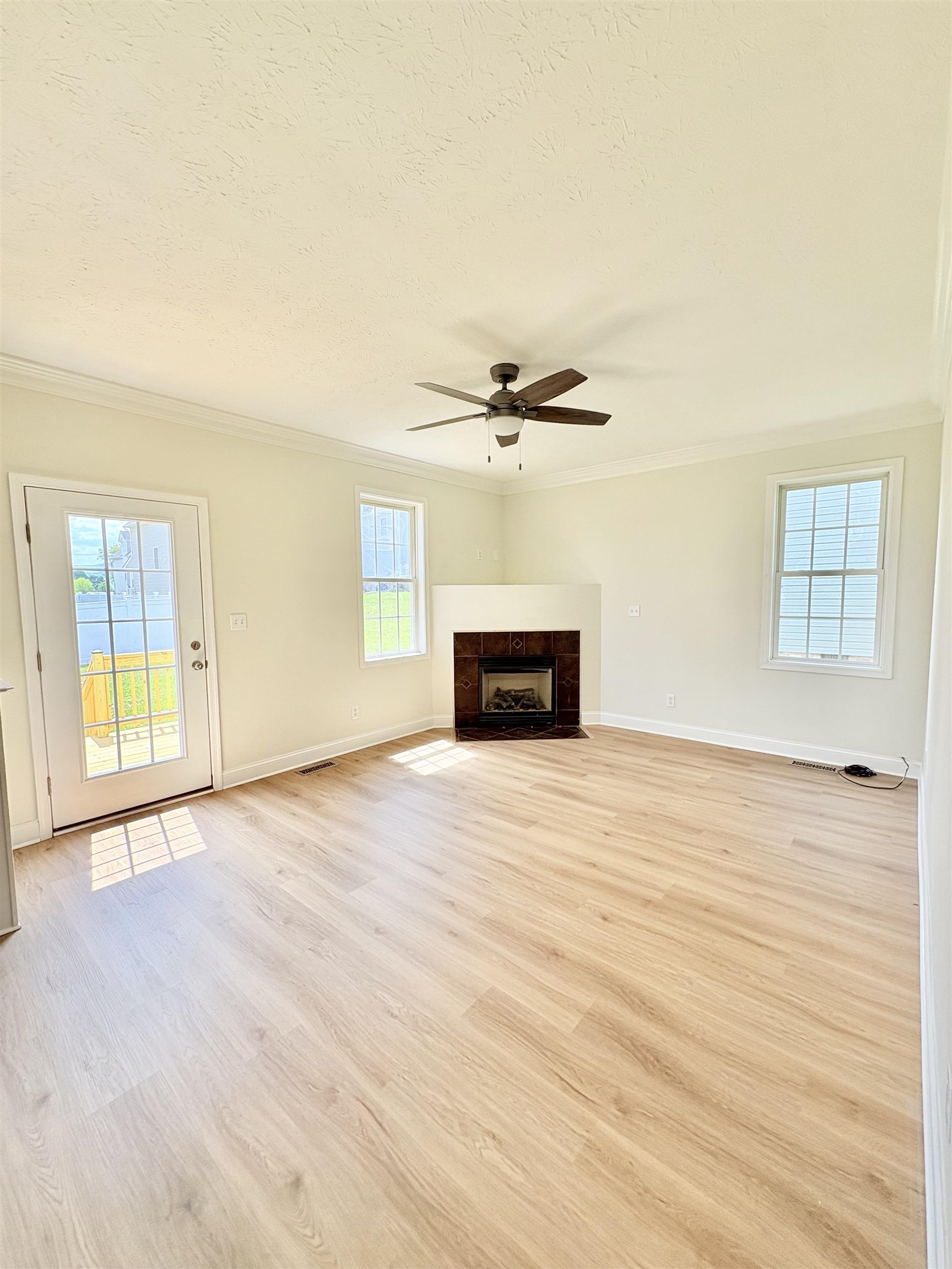 129 FOREVER CT, WAYNESBORO, Virginia 22980, 4 Bedrooms Bedrooms, ,2 BathroomsBathrooms,Residential,129 FOREVER CT,679056 MLS # 679056 129 FOREVER CT, WAYNESBORO, Virginia 22980, 4 Bedrooms Bedrooms, ,2 BathroomsBathrooms,Residential,129 FOREVER CT,679056 MLS # 679056