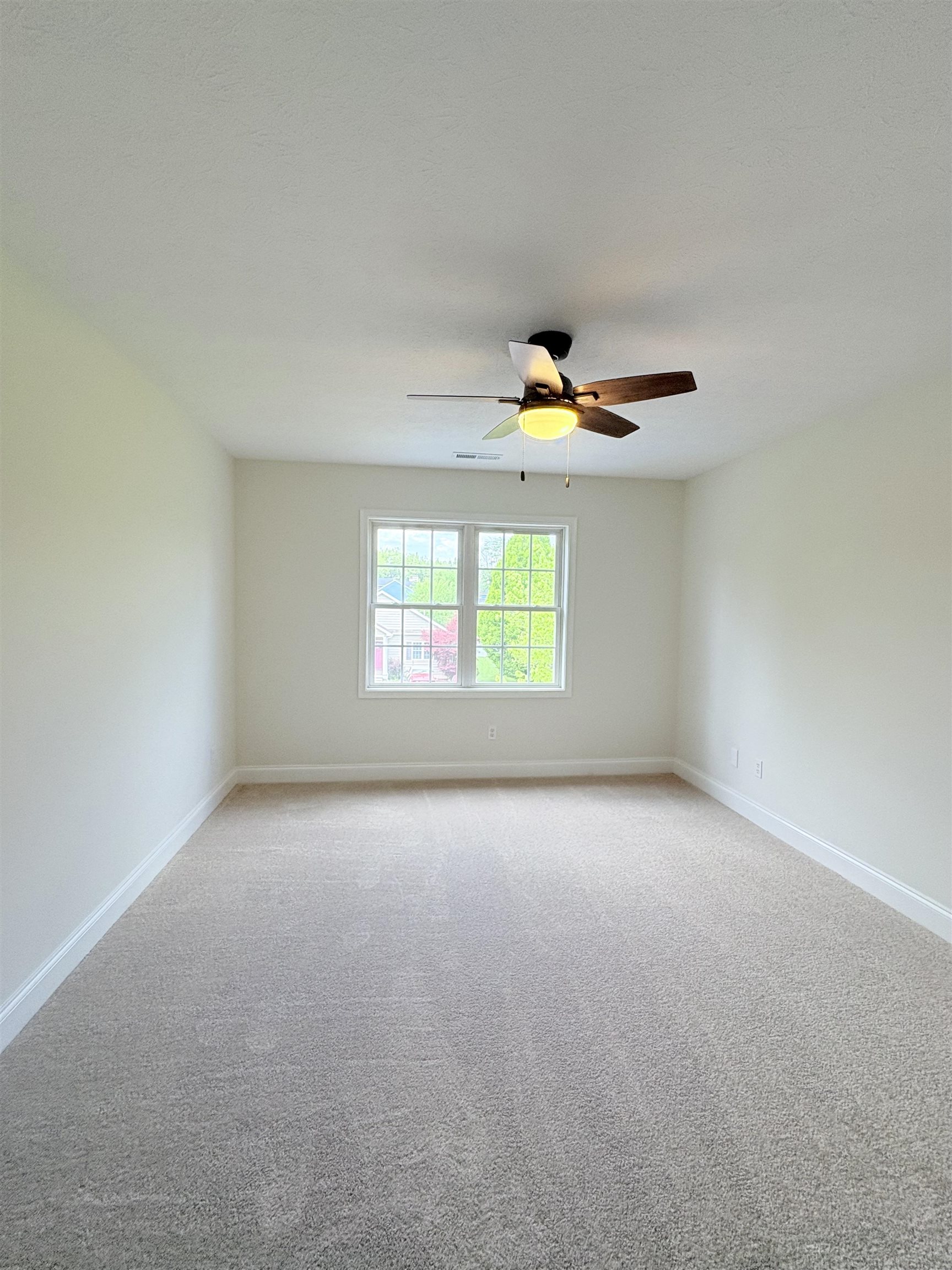 129 FOREVER CT, WAYNESBORO, Virginia 22980, 4 Bedrooms Bedrooms, ,2 BathroomsBathrooms,Residential,129 FOREVER CT,679056 MLS # 679056 129 FOREVER CT, WAYNESBORO, Virginia 22980, 4 Bedrooms Bedrooms, ,2 BathroomsBathrooms,Residential,129 FOREVER CT,679056 MLS # 679056