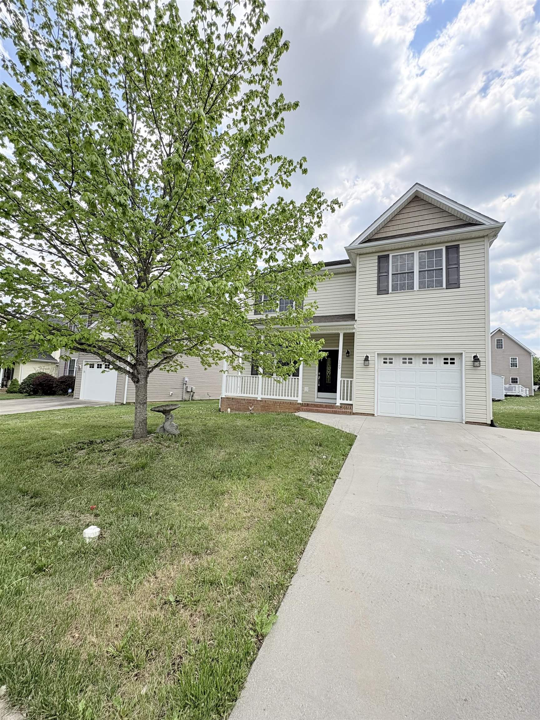 129 FOREVER CT, WAYNESBORO, Virginia 22980, 4 Bedrooms Bedrooms, ,2 BathroomsBathrooms,Residential,129 FOREVER CT,679056 MLS # 679056 129 FOREVER CT, WAYNESBORO, Virginia 22980, 4 Bedrooms Bedrooms, ,2 BathroomsBathrooms,Residential,129 FOREVER CT,679056 MLS # 679056