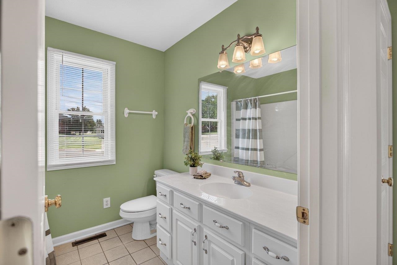 1800 RHIANON LN, HARRISONBURG, Virginia 22801, 3 Bedrooms Bedrooms, ,2 BathroomsBathrooms,Residential,1800 RHIANON LN,681575 MLS # 681575 1800 RHIANON LN, HARRISONBURG, Virginia 22801, 3 Bedrooms Bedrooms, ,2 BathroomsBathrooms,Residential,1800 RHIANON LN,681575 MLS # 681575