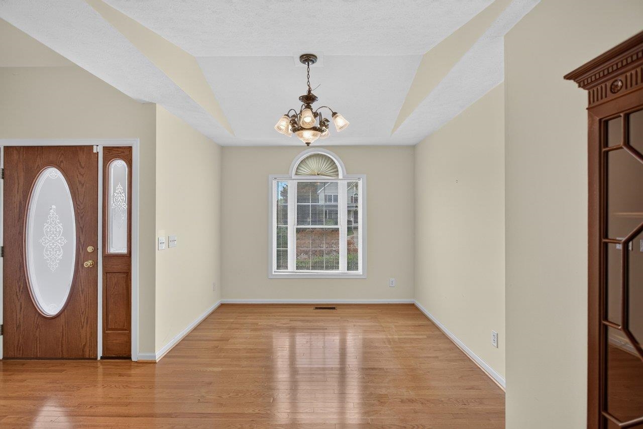 1800 RHIANON LN, HARRISONBURG, Virginia 22801, 3 Bedrooms Bedrooms, ,2 BathroomsBathrooms,Residential,1800 RHIANON LN,681575 MLS # 681575 1800 RHIANON LN, HARRISONBURG, Virginia 22801, 3 Bedrooms Bedrooms, ,2 BathroomsBathrooms,Residential,1800 RHIANON LN,681575 MLS # 681575