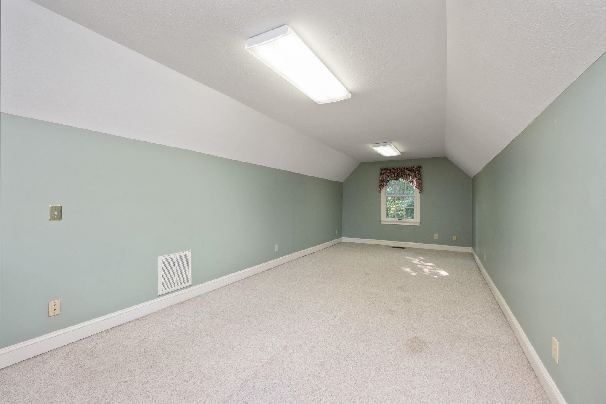 257 DIVOT DR, HARRISONBURG, Virginia 22802, 4 Bedrooms Bedrooms, ,4 BathroomsBathrooms,Residential,257 DIVOT DR,681641 MLS # 681641