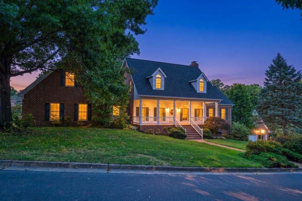 257 DIVOT DR, HARRISONBURG, Virginia 22802, 4 Bedrooms Bedrooms, ,4 BathroomsBathrooms,Residential,257 DIVOT DR,681641 MLS # 681641