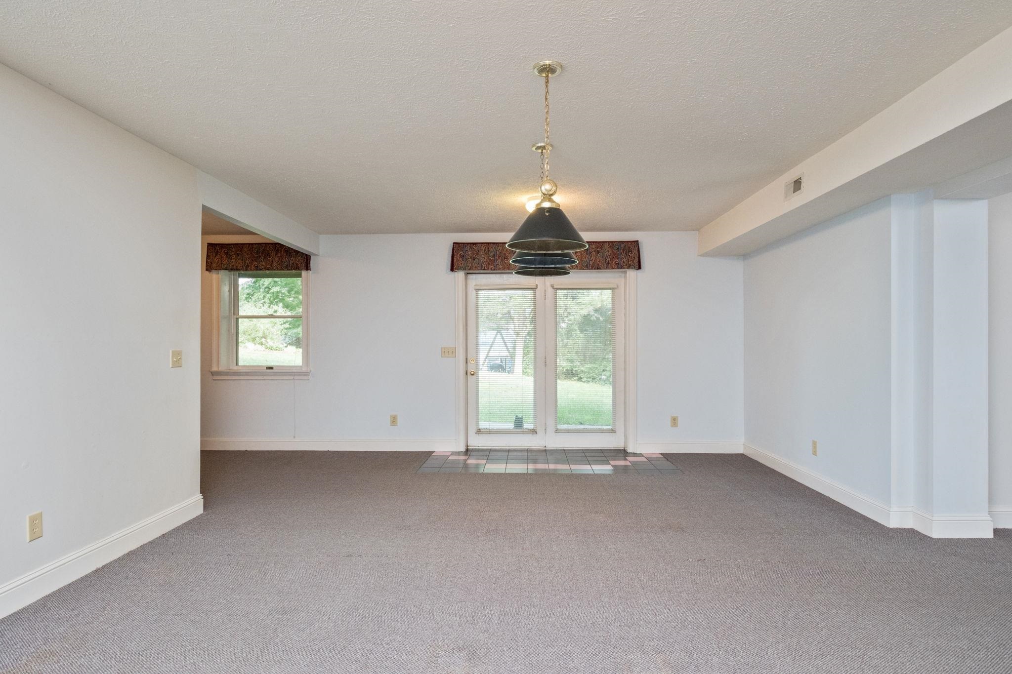 257 DIVOT DR, HARRISONBURG, Virginia 22802, 4 Bedrooms Bedrooms, ,4 BathroomsBathrooms,Residential,257 DIVOT DR,681641 MLS # 681641