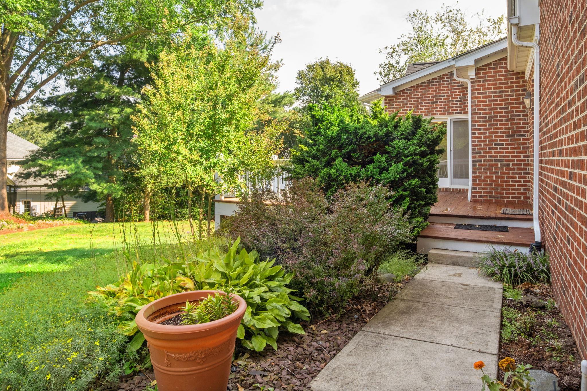 257 DIVOT DR, HARRISONBURG, Virginia 22802, 4 Bedrooms Bedrooms, ,4 BathroomsBathrooms,Residential,257 DIVOT DR,681641 MLS # 681641
