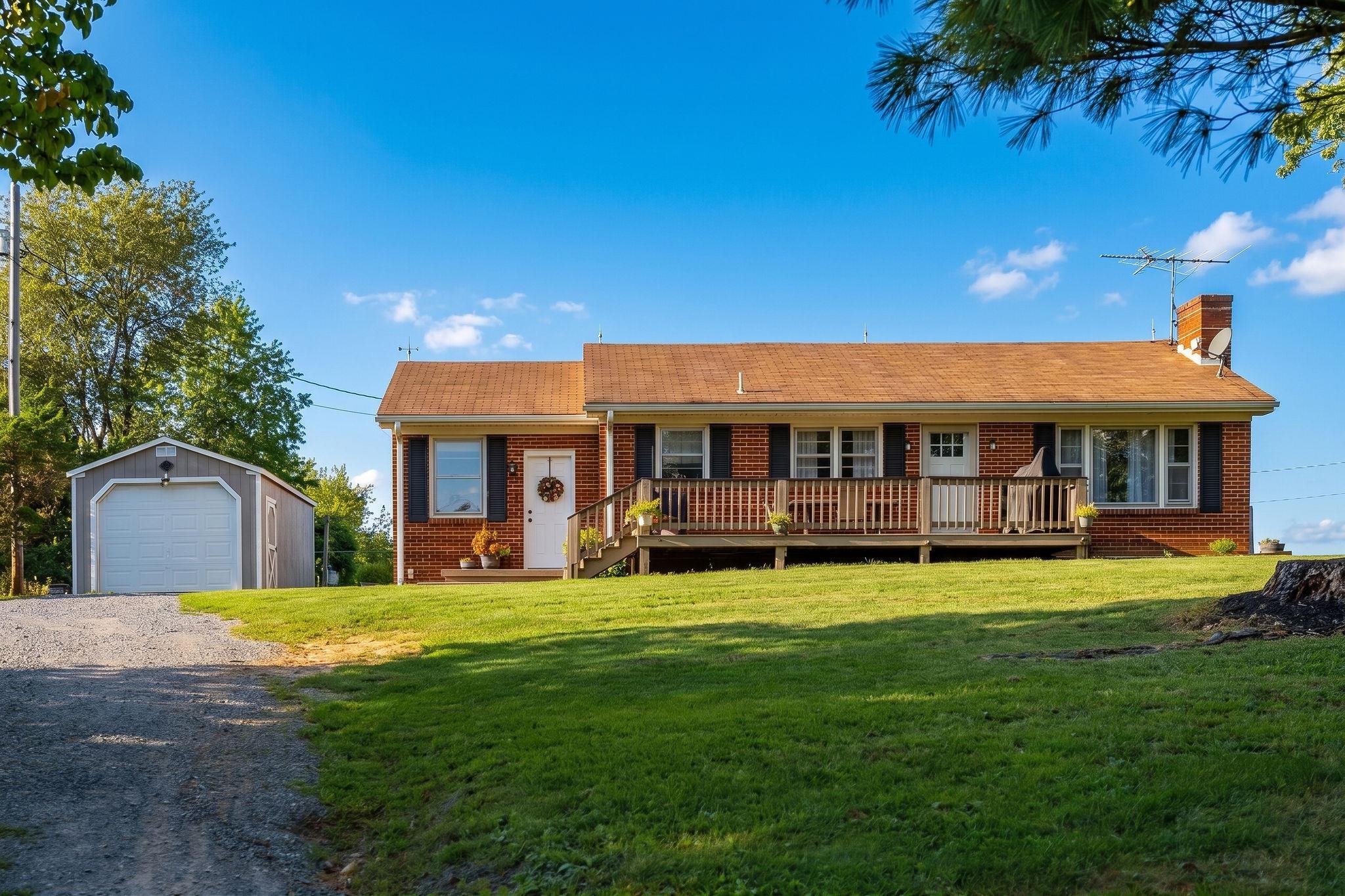 7827 N LEE HWY, RAPHINE, Virginia 24472, 2 Bedrooms Bedrooms, ,1 BathroomBathrooms,Residential,7827 N LEE HWY,681649 MLS # 681649 7827 N LEE HWY, RAPHINE, Virginia 24472, 2 Bedrooms Bedrooms, ,1 BathroomBathrooms,Residential,7827 N LEE HWY,681649 MLS # 681649