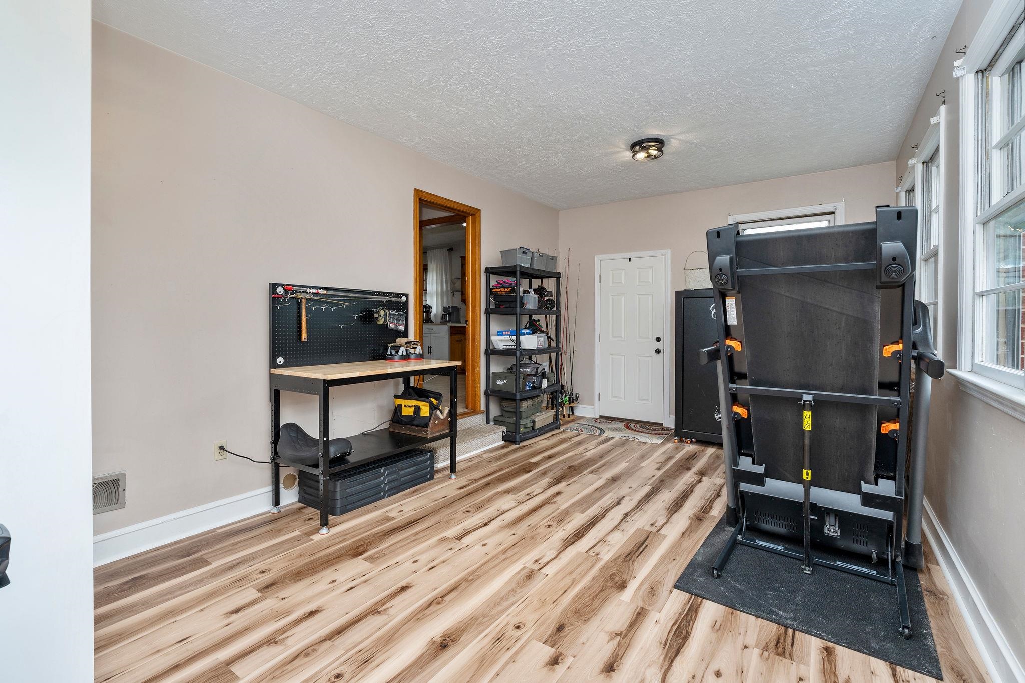 7827 N LEE HWY, RAPHINE, Virginia 24472, 2 Bedrooms Bedrooms, ,1 BathroomBathrooms,Residential,7827 N LEE HWY,681649 MLS # 681649 7827 N LEE HWY, RAPHINE, Virginia 24472, 2 Bedrooms Bedrooms, ,1 BathroomBathrooms,Residential,7827 N LEE HWY,681649 MLS # 681649