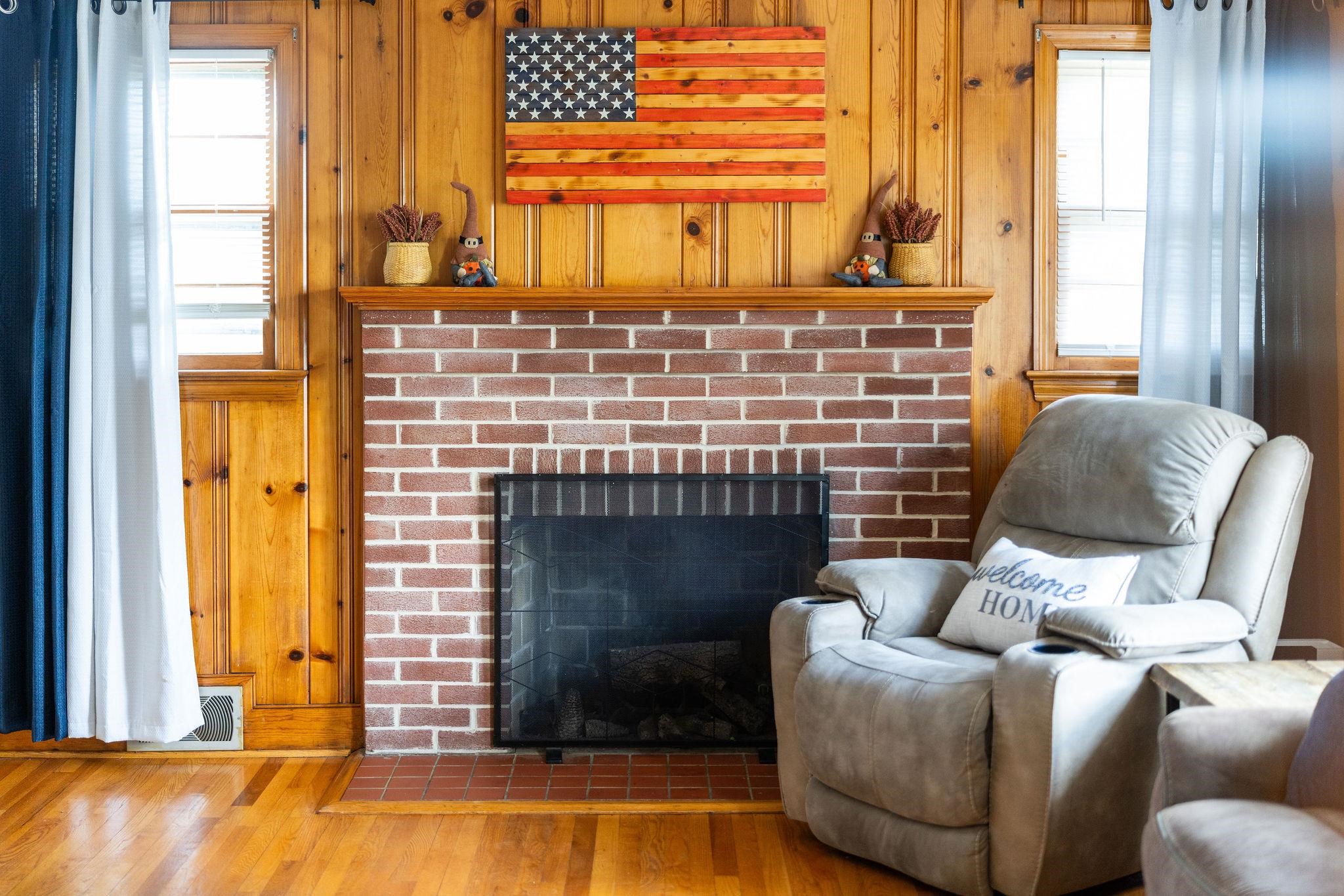 7827 N LEE HWY, RAPHINE, Virginia 24472, 2 Bedrooms Bedrooms, ,1 BathroomBathrooms,Residential,7827 N LEE HWY,681649 MLS # 681649 7827 N LEE HWY, RAPHINE, Virginia 24472, 2 Bedrooms Bedrooms, ,1 BathroomBathrooms,Residential,7827 N LEE HWY,681649 MLS # 681649