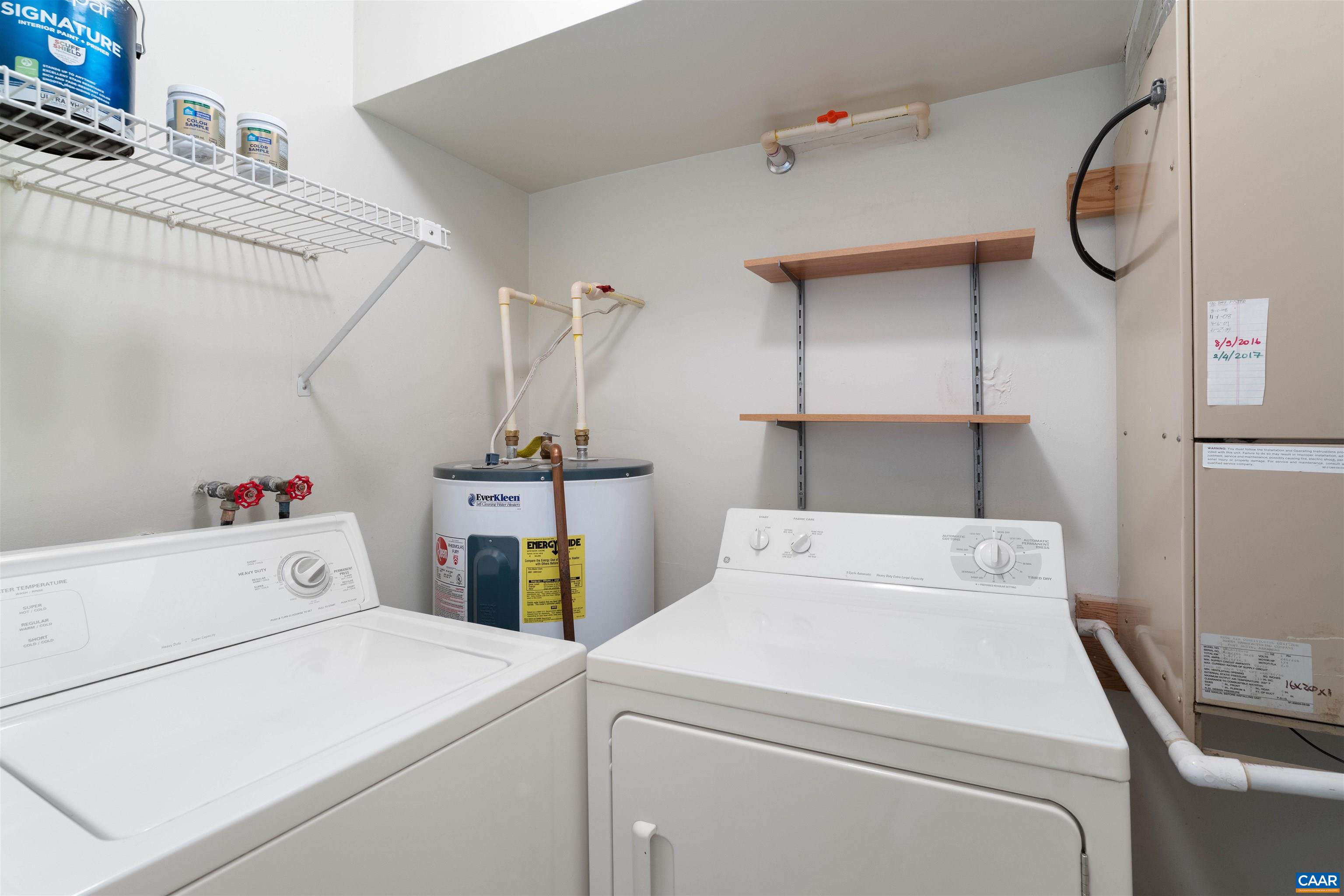 101 TURTLE CREEK LN, CHARLOTTESVILLE, Virginia 22901, 2 Bedrooms Bedrooms, ,2 BathroomsBathrooms,Residential,101 TURTLE CREEK LN,681656 MLS # 681656