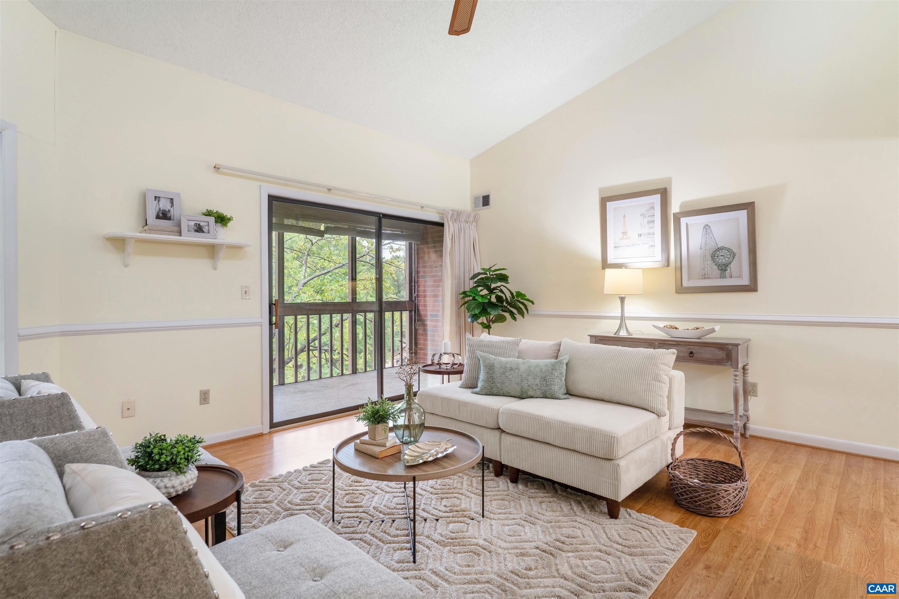 101 TURTLE CREEK LN, CHARLOTTESVILLE, Virginia 22901, 2 Bedrooms Bedrooms, ,2 BathroomsBathrooms,Residential,101 TURTLE CREEK LN,681656 MLS # 681656