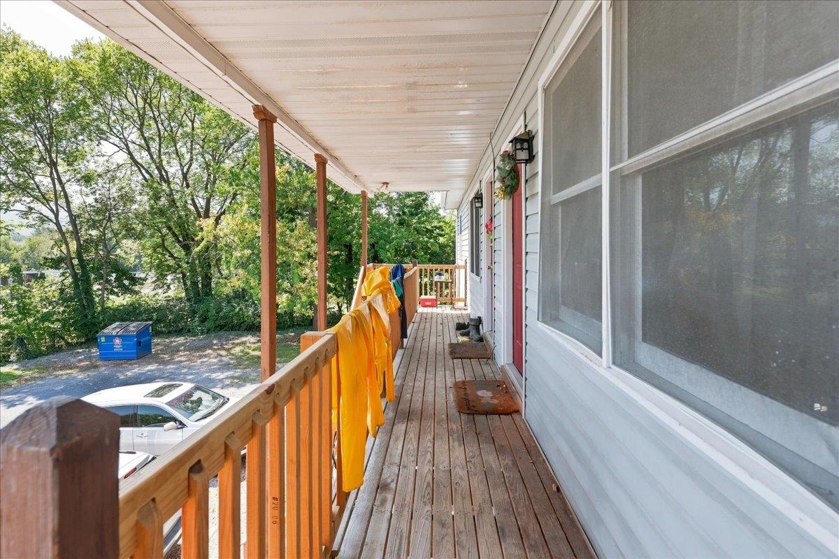 210 E LOCUST ST, WOODSTOCK, Virginia 22664, ,Residential,210 E LOCUST ST,681663 MLS # 681663 210 E LOCUST ST, WOODSTOCK, Virginia 22664, ,Residential,210 E LOCUST ST,681663 MLS # 681663