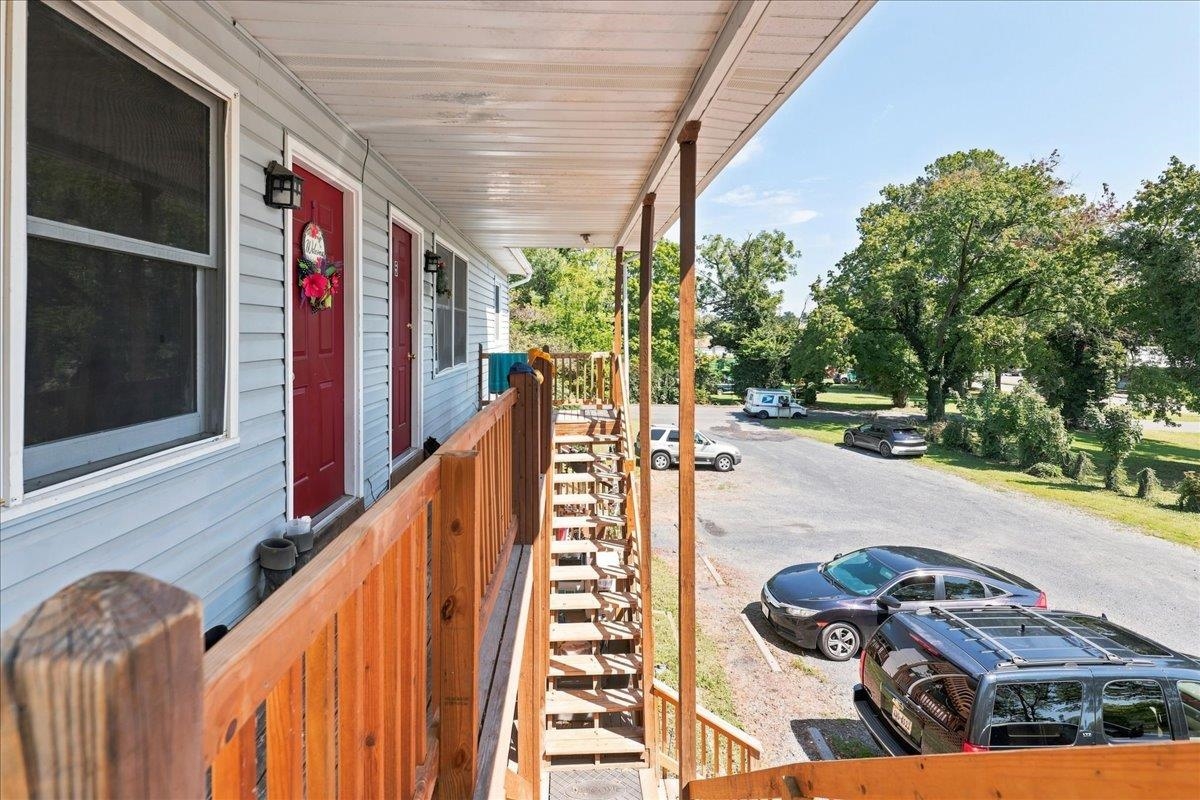 210 E LOCUST ST, WOODSTOCK, Virginia 22664, ,Residential,210 E LOCUST ST,681663 MLS # 681663 210 E LOCUST ST, WOODSTOCK, Virginia 22664, ,Residential,210 E LOCUST ST,681663 MLS # 681663