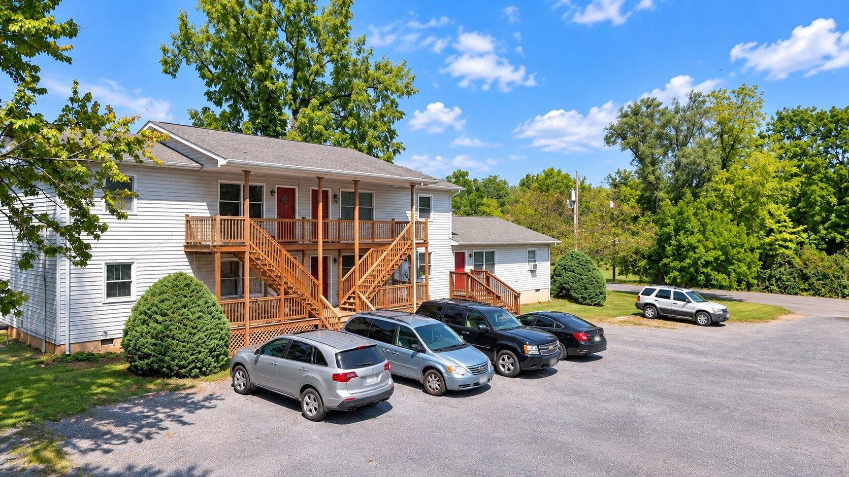 210 E LOCUST ST, WOODSTOCK, Virginia 22664, ,Residential,210 E LOCUST ST,681663 MLS # 681663 210 E LOCUST ST, WOODSTOCK, Virginia 22664, ,Residential,210 E LOCUST ST,681663 MLS # 681663