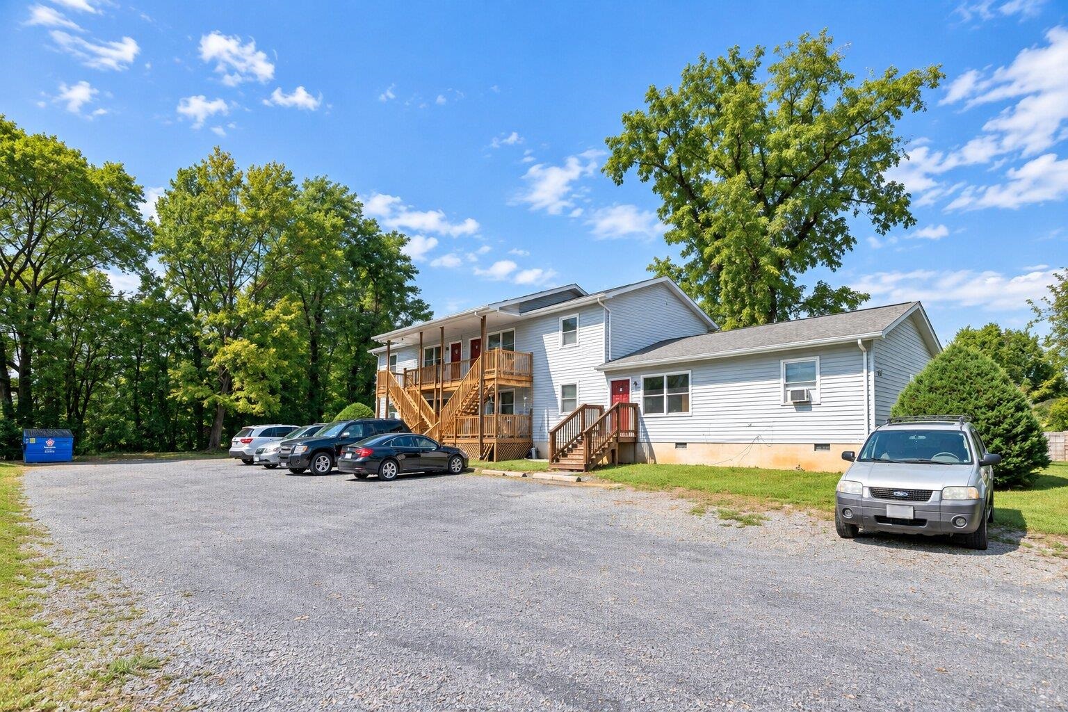 210 E LOCUST ST, WOODSTOCK, Virginia 22664, ,Residential,210 E LOCUST ST,681663 MLS # 681663 210 E LOCUST ST, WOODSTOCK, Virginia 22664, ,Residential,210 E LOCUST ST,681663 MLS # 681663