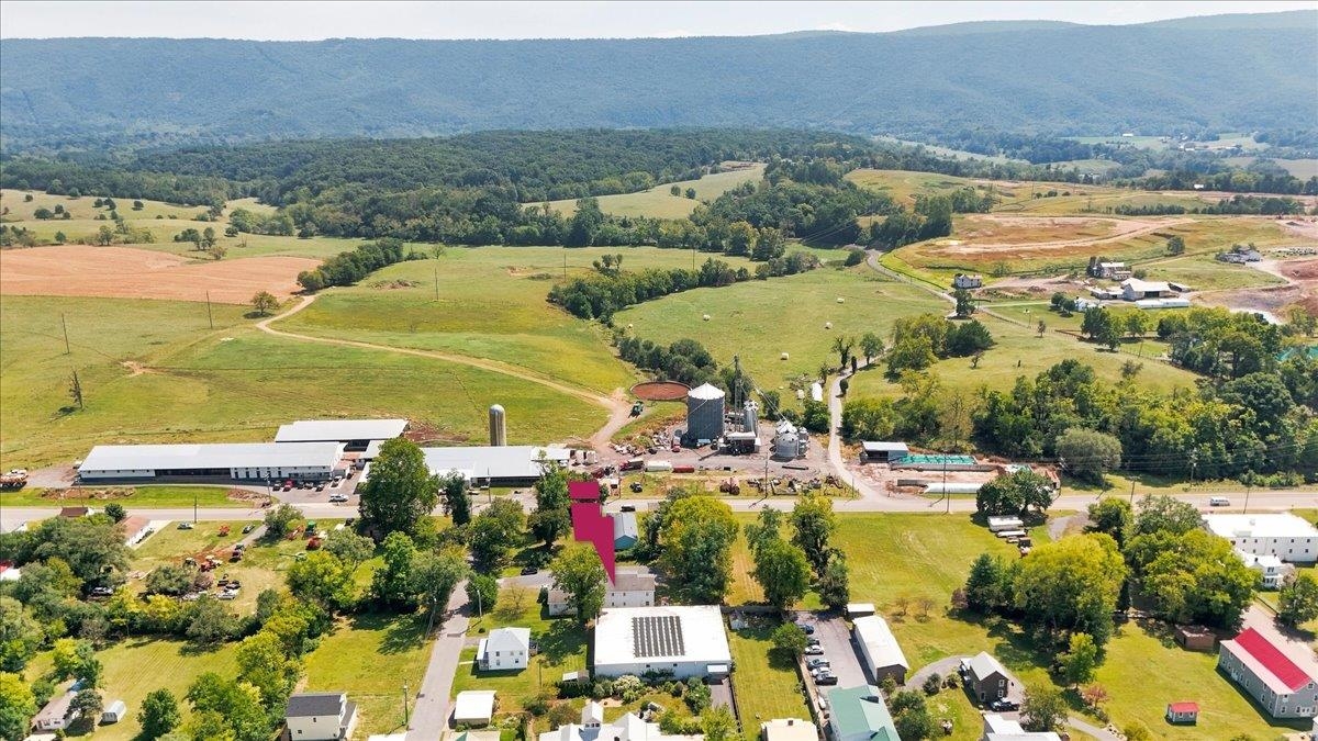 210 E LOCUST ST, WOODSTOCK, Virginia 22664, ,Residential,210 E LOCUST ST,681663 MLS # 681663 210 E LOCUST ST, WOODSTOCK, Virginia 22664, ,Residential,210 E LOCUST ST,681663 MLS # 681663