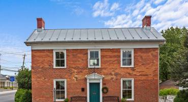318 N MAIN ST, BRIDGEWATER, Virginia 22812, ,Commercial,318 N MAIN ST,681670 MLS # 681670