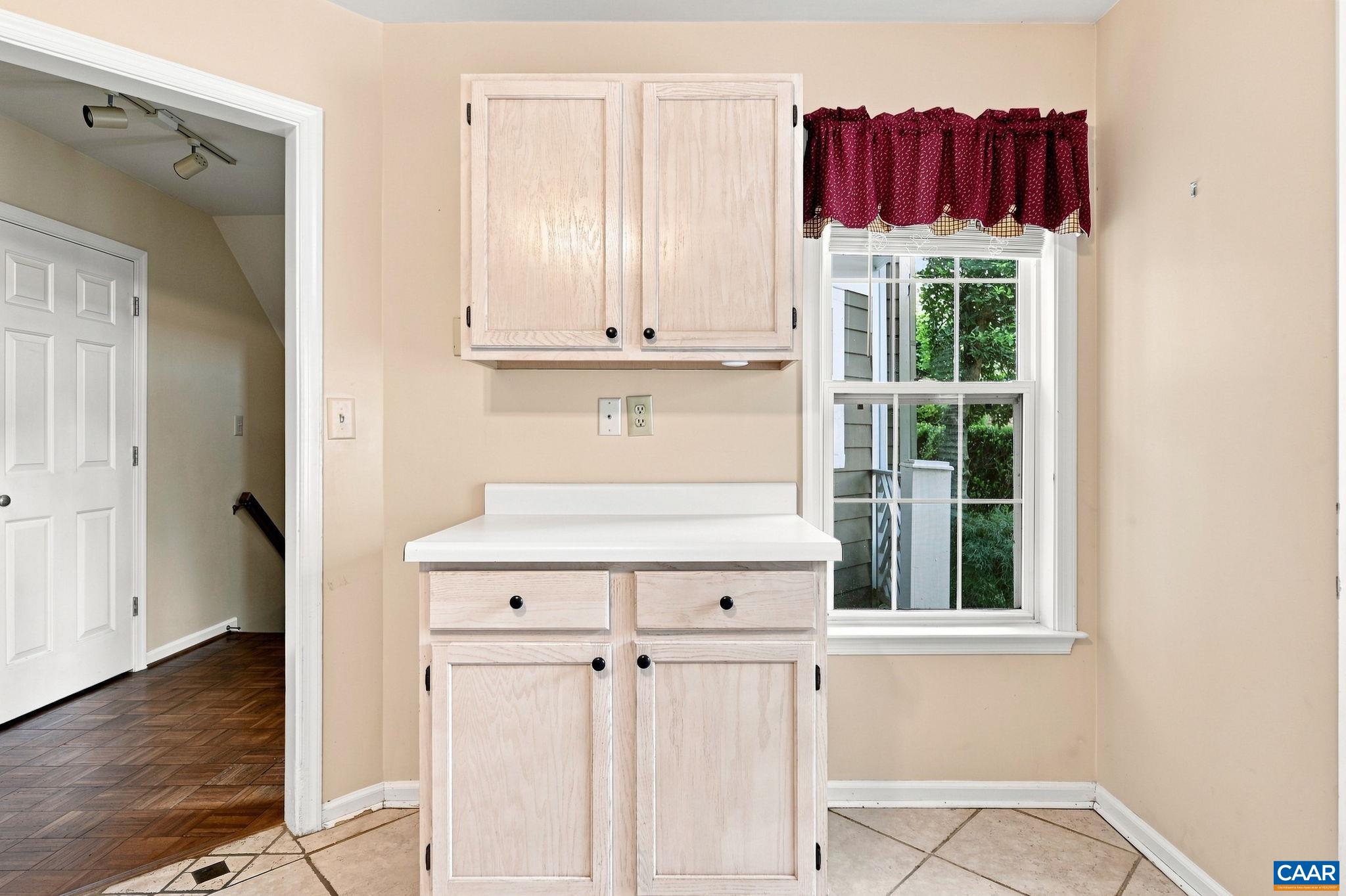 1327 WIMBLEDON WAY, CHARLOTTESVILLE, Virginia 22901, 4 Bedrooms Bedrooms, ,3 BathroomsBathrooms,Residential,Home Sweet Home,1327 WIMBLEDON WAY,681263 MLS # 681263