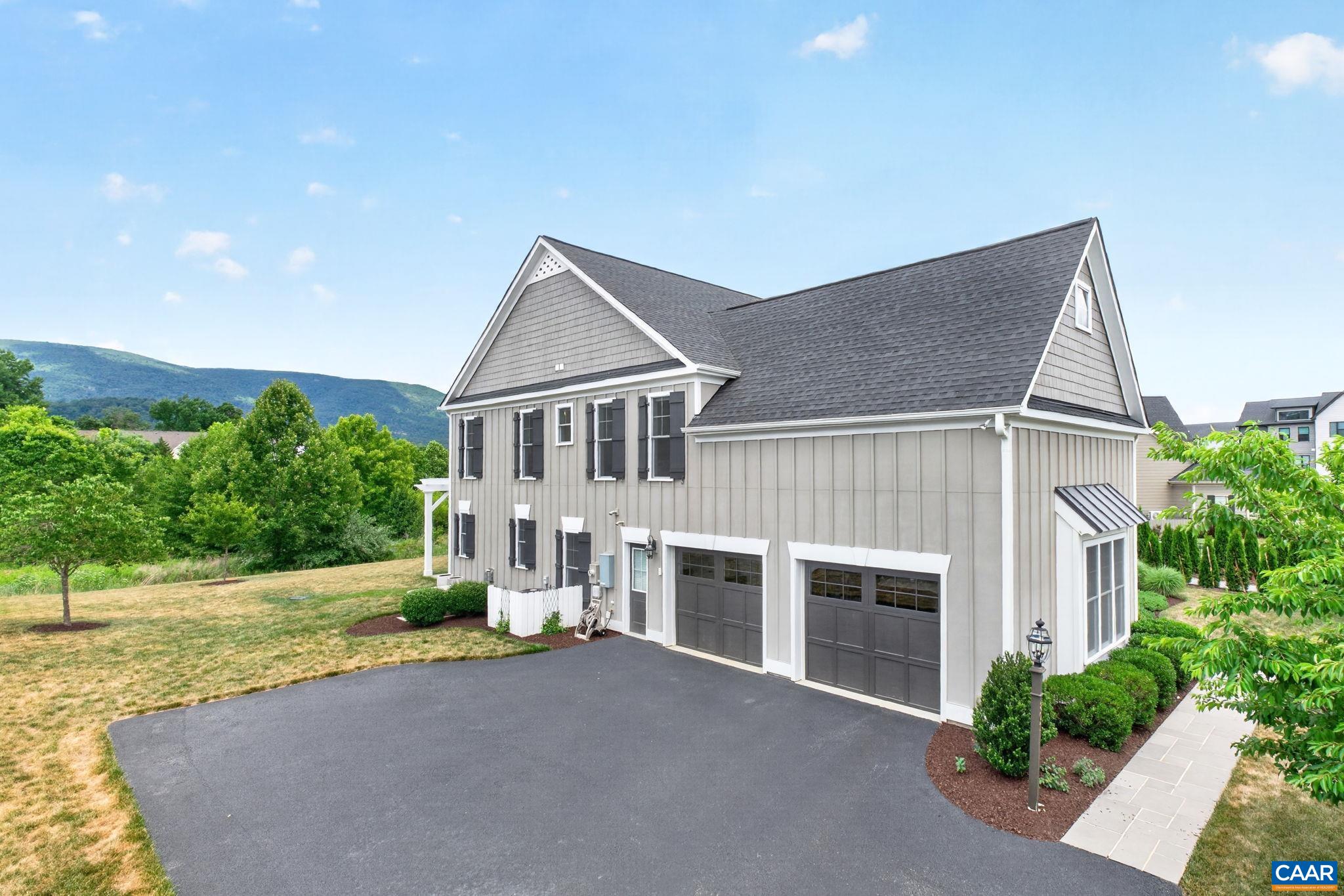 801 GOLF VIEW DR, CROZET, Virginia 22932, 5 Bedrooms Bedrooms, ,3 BathroomsBathrooms,Residential,801 GOLF VIEW DR,681584 MLS # 681584