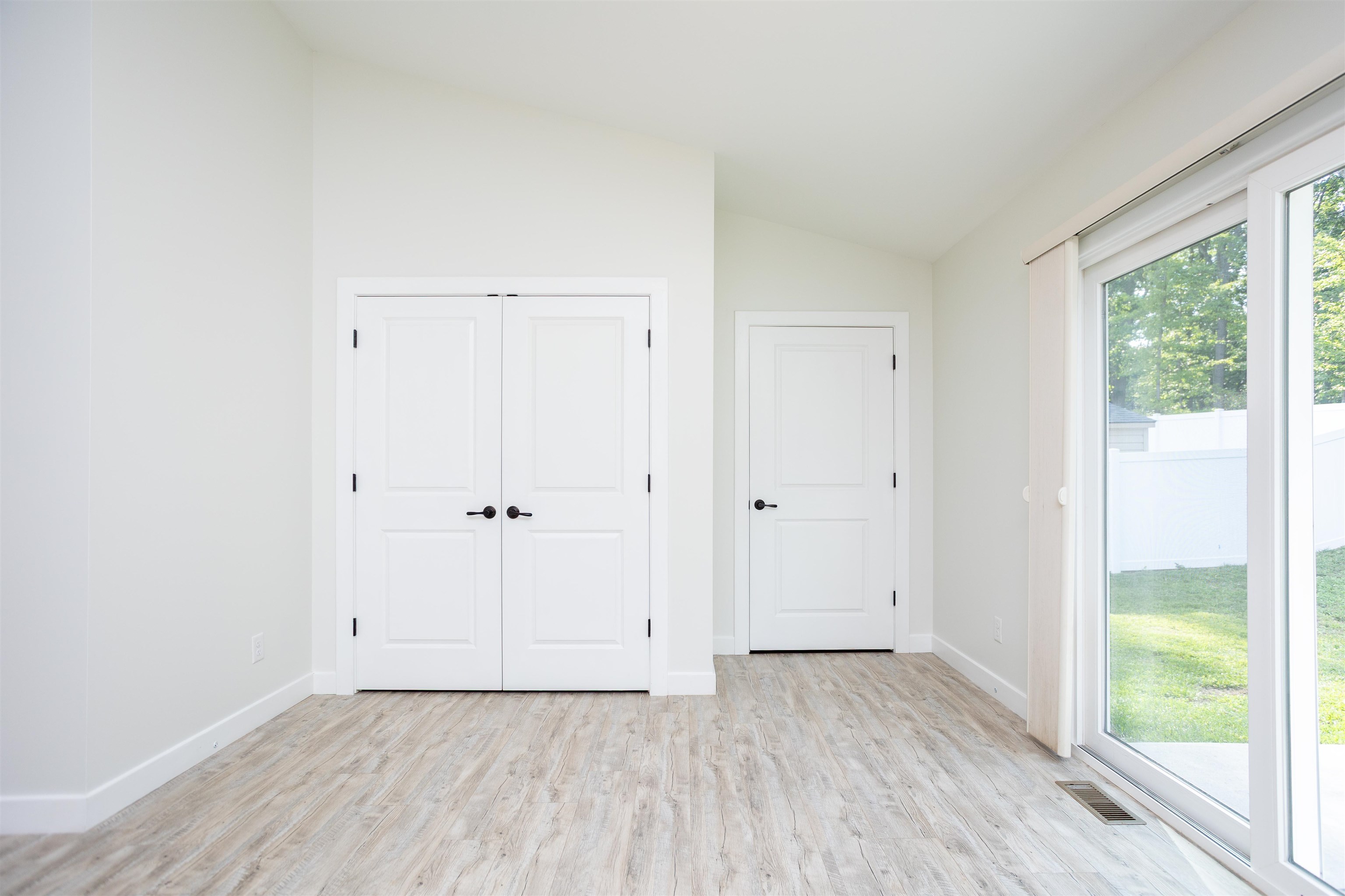 2330 WHITESTONE DR, ROCKINGHAM, Virginia 22801, 3 Bedrooms Bedrooms, ,2 BathroomsBathrooms,Residential,2330 WHITESTONE DR,681652 MLS # 681652 2330 WHITESTONE DR, ROCKINGHAM, Virginia 22801, 3 Bedrooms Bedrooms, ,2 BathroomsBathrooms,Residential,2330 WHITESTONE DR,681652 MLS # 681652