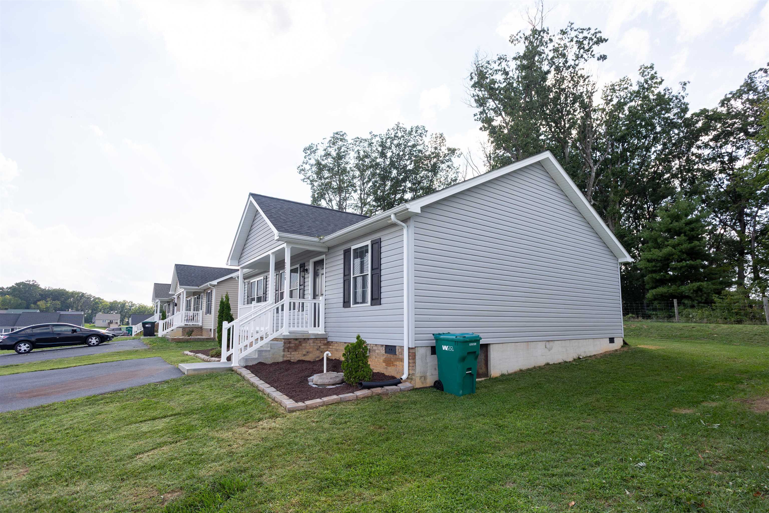 2330 WHITESTONE DR, ROCKINGHAM, Virginia 22801, 3 Bedrooms Bedrooms, ,2 BathroomsBathrooms,Residential,2330 WHITESTONE DR,681652 MLS # 681652 2330 WHITESTONE DR, ROCKINGHAM, Virginia 22801, 3 Bedrooms Bedrooms, ,2 BathroomsBathrooms,Residential,2330 WHITESTONE DR,681652 MLS # 681652