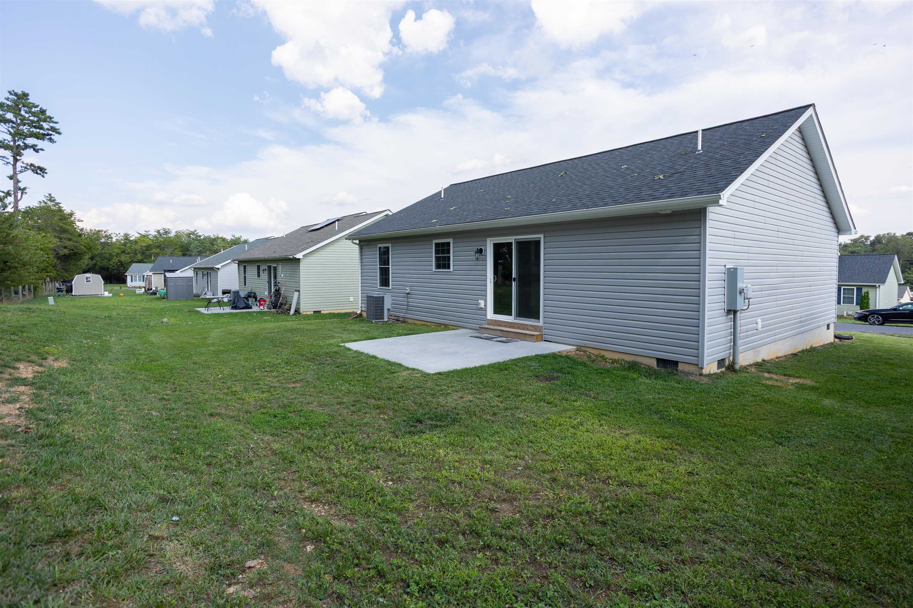 2330 WHITESTONE DR, ROCKINGHAM, Virginia 22801, 3 Bedrooms Bedrooms, ,2 BathroomsBathrooms,Residential,2330 WHITESTONE DR,681652 MLS # 681652 2330 WHITESTONE DR, ROCKINGHAM, Virginia 22801, 3 Bedrooms Bedrooms, ,2 BathroomsBathrooms,Residential,2330 WHITESTONE DR,681652 MLS # 681652