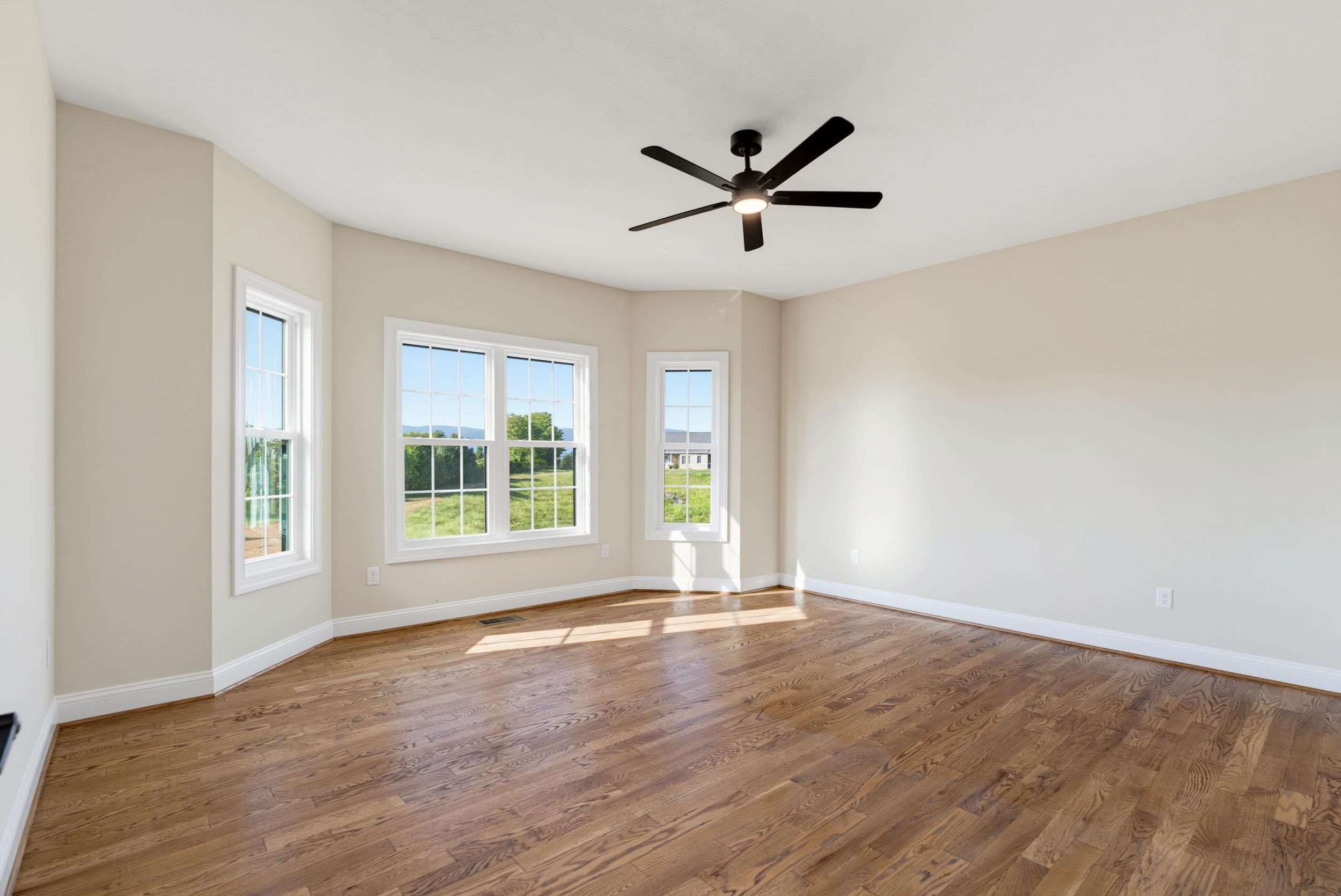 204 LOCUST GROVE LN, STUARTS DRAFT, Virginia 24477, 4 Bedrooms Bedrooms, ,2 BathroomsBathrooms,Residential,204 LOCUST GROVE LN,681665 MLS # 681665