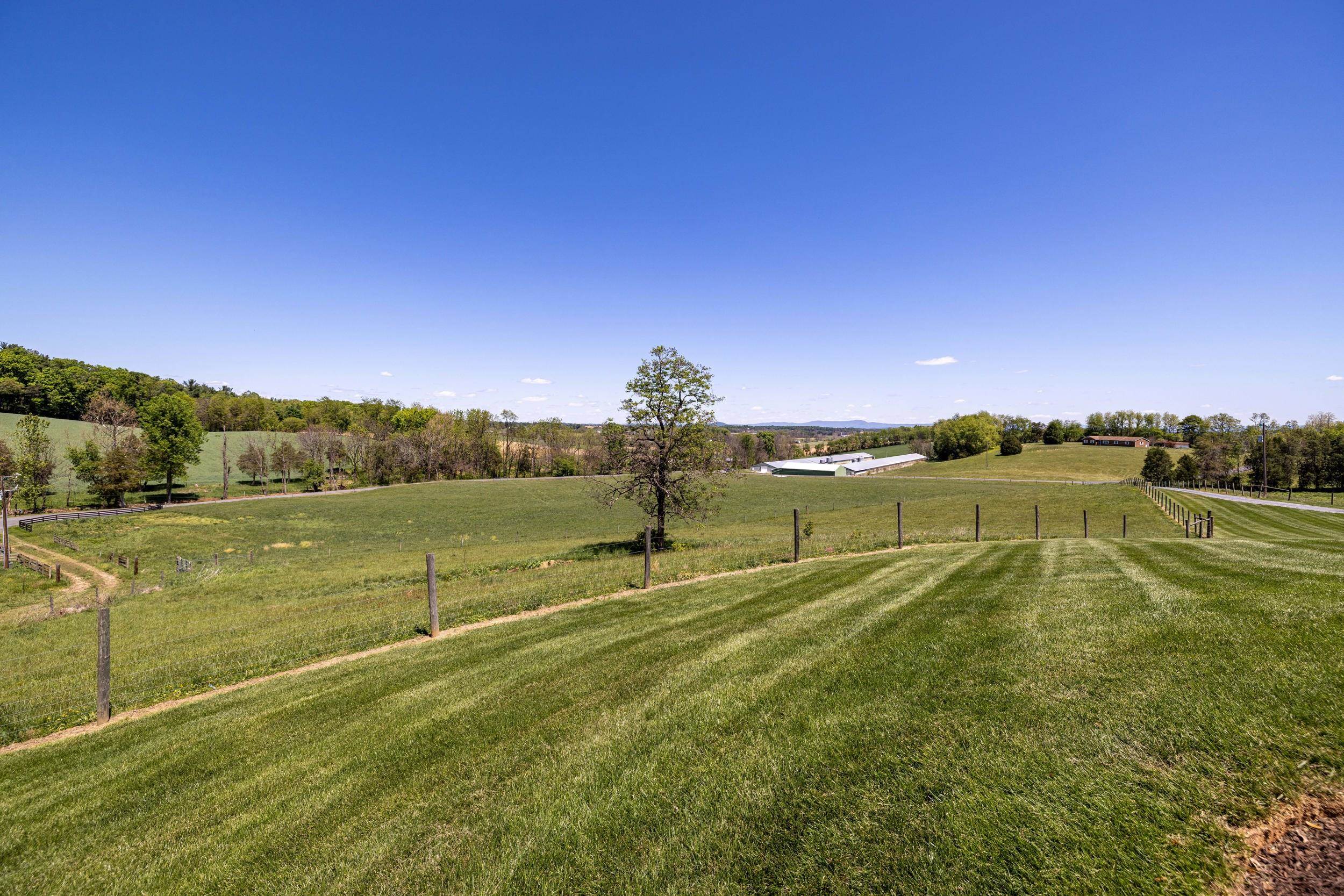 234 PARADISE LN, BRIDGEWATER, Virginia 22812, 4 Bedrooms Bedrooms, ,3 BathroomsBathrooms,Residential,234 Paradise Lane, Bridgewater, VA 22812,234 PARADISE LN,681672 MLS # 681672 234 PARADISE LN, BRIDGEWATER, Virginia 22812, 4 Bedrooms Bedrooms, ,3 BathroomsBathrooms,Residential,234 Paradise Lane, Bridgewater, VA 22812,234 PARADISE LN,681672 MLS # 681672