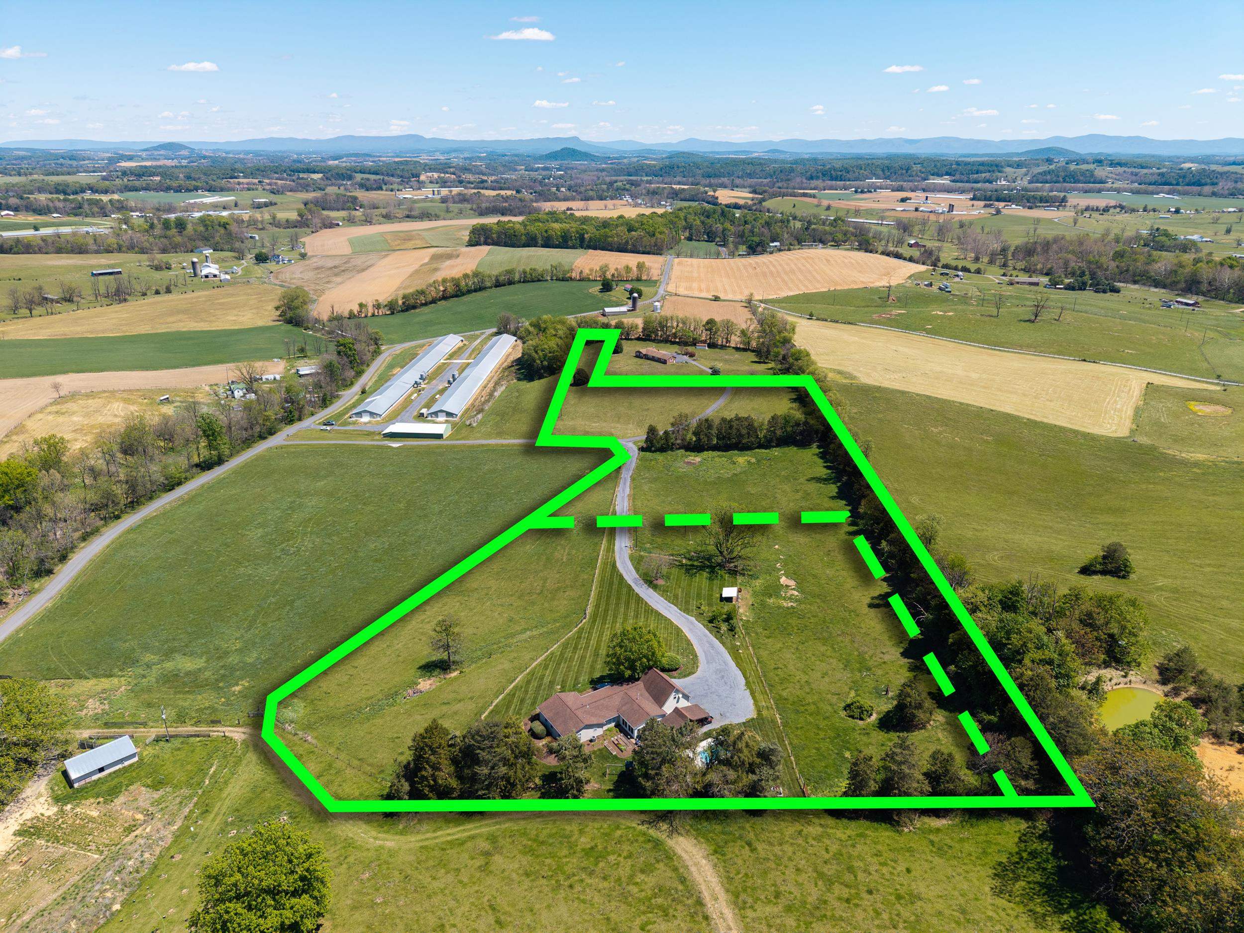 234 PARADISE LN, BRIDGEWATER, Virginia 22812, 4 Bedrooms Bedrooms, ,3 BathroomsBathrooms,Residential,234 Paradise Lane, Bridgewater, VA 22812,234 PARADISE LN,681672 MLS # 681672 234 PARADISE LN, BRIDGEWATER, Virginia 22812, 4 Bedrooms Bedrooms, ,3 BathroomsBathrooms,Residential,234 Paradise Lane, Bridgewater, VA 22812,234 PARADISE LN,681672 MLS # 681672