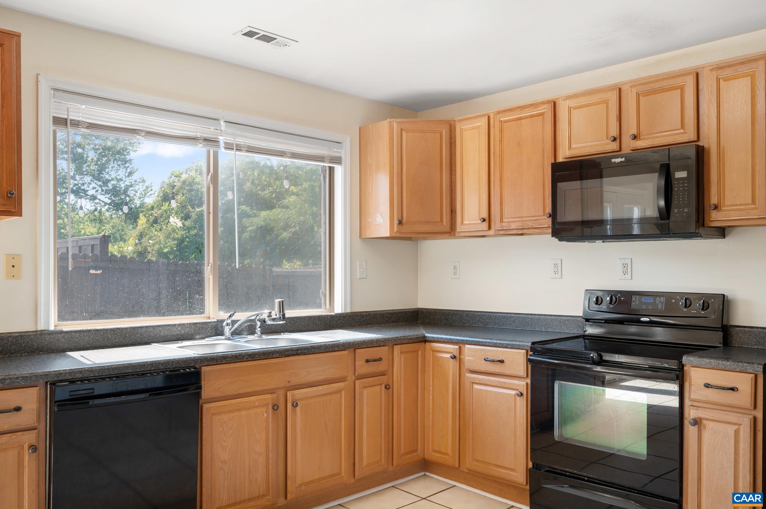 147 WOODLAKE DR, CHARLOTTESVILLE, Virginia 22901, 3 Bedrooms Bedrooms, ,1 BathroomBathrooms,Residential,147 WOODLAKE DR,681684 MLS # 681684 147 WOODLAKE DR, CHARLOTTESVILLE, Virginia 22901, 3 Bedrooms Bedrooms, ,1 BathroomBathrooms,Residential,147 WOODLAKE DR,681684 MLS # 681684