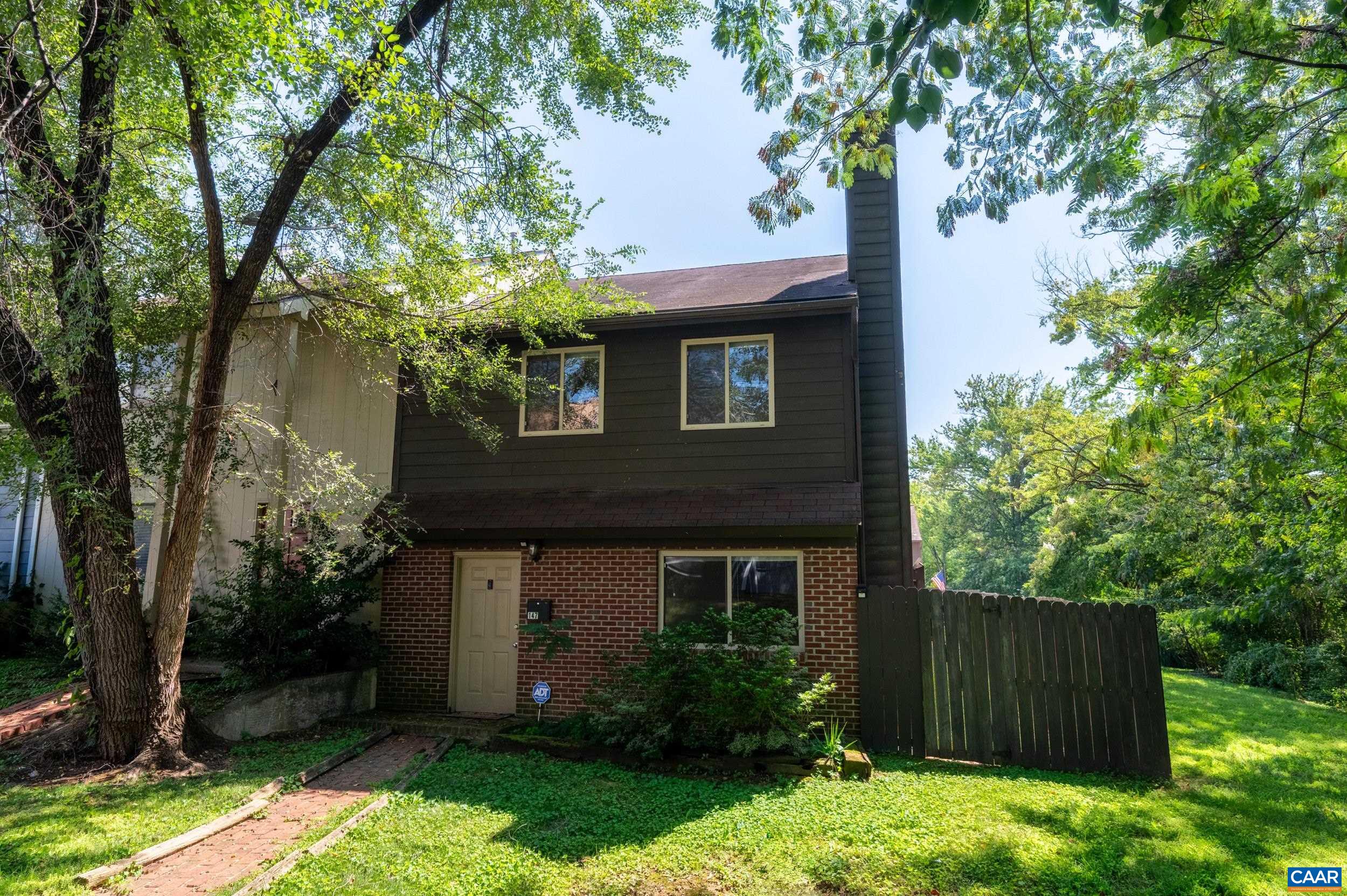 147 WOODLAKE DR, CHARLOTTESVILLE, Virginia 22901, 3 Bedrooms Bedrooms, ,1 BathroomBathrooms,Residential,147 WOODLAKE DR,681684 MLS # 681684 147 WOODLAKE DR, CHARLOTTESVILLE, Virginia 22901, 3 Bedrooms Bedrooms, ,1 BathroomBathrooms,Residential,147 WOODLAKE DR,681684 MLS # 681684