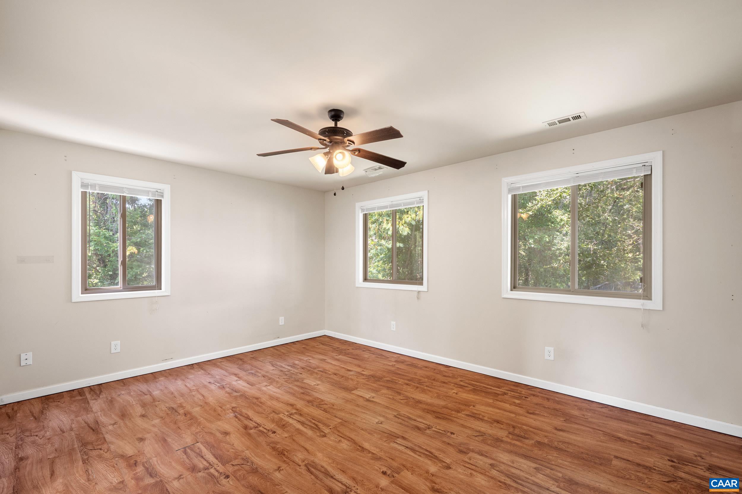 147 WOODLAKE DR, CHARLOTTESVILLE, Virginia 22901, 3 Bedrooms Bedrooms, ,1 BathroomBathrooms,Residential,147 WOODLAKE DR,681684 MLS # 681684 147 WOODLAKE DR, CHARLOTTESVILLE, Virginia 22901, 3 Bedrooms Bedrooms, ,1 BathroomBathrooms,Residential,147 WOODLAKE DR,681684 MLS # 681684
