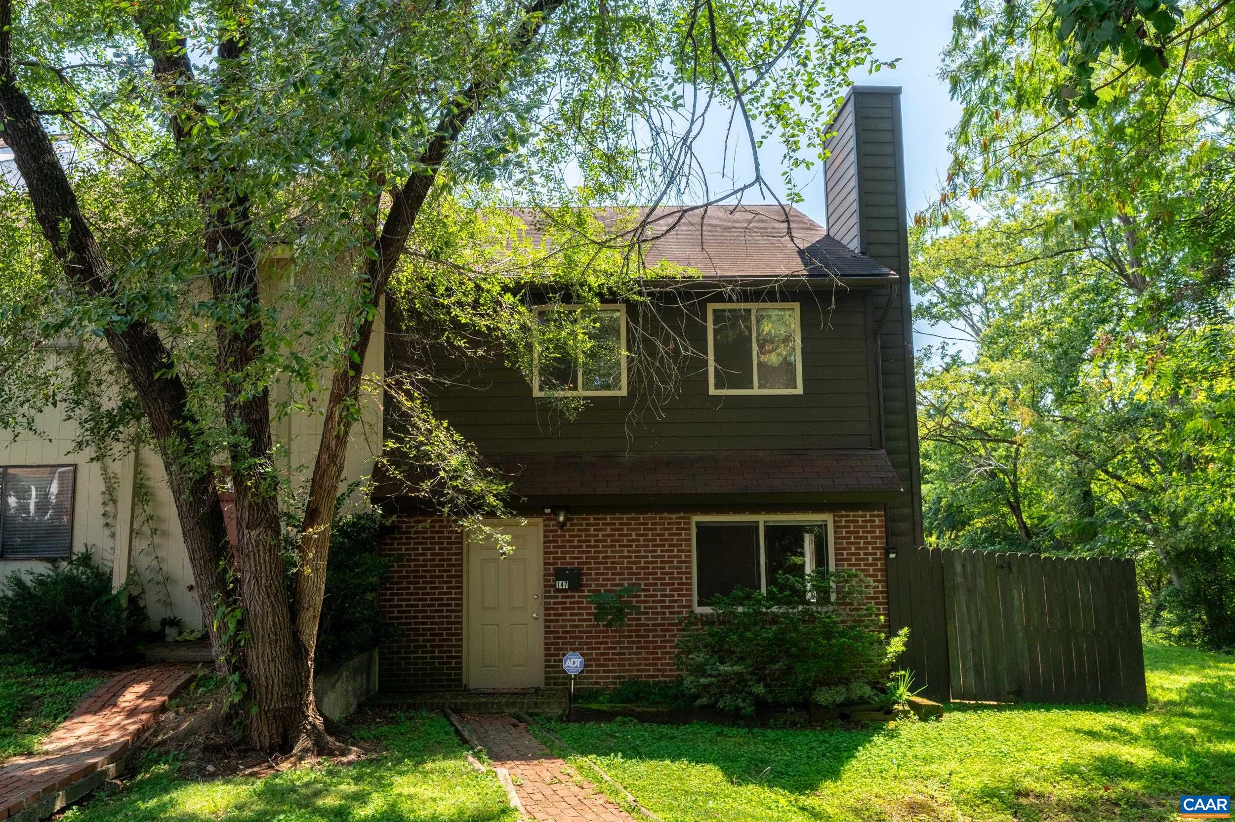 147 WOODLAKE DR, CHARLOTTESVILLE, Virginia 22901, 3 Bedrooms Bedrooms, ,1 BathroomBathrooms,Residential,147 WOODLAKE DR,681684 MLS # 681684 147 WOODLAKE DR, CHARLOTTESVILLE, Virginia 22901, 3 Bedrooms Bedrooms, ,1 BathroomBathrooms,Residential,147 WOODLAKE DR,681684 MLS # 681684