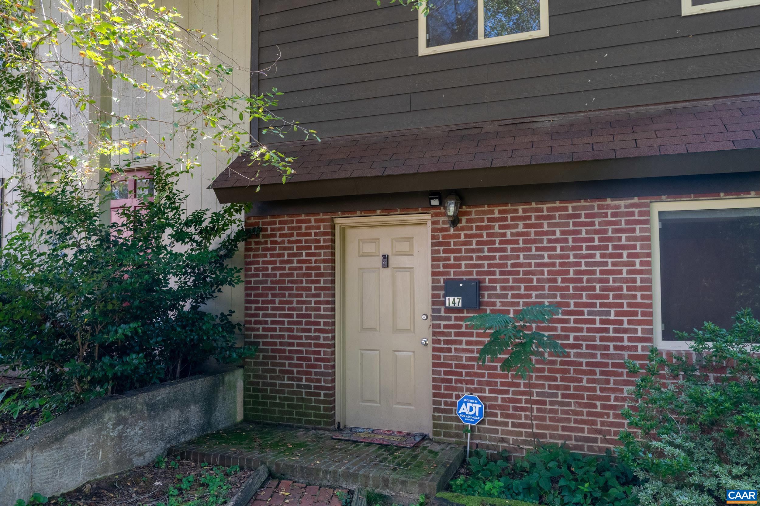 147 WOODLAKE DR, CHARLOTTESVILLE, Virginia 22901, 3 Bedrooms Bedrooms, ,1 BathroomBathrooms,Residential,147 WOODLAKE DR,681684 MLS # 681684 147 WOODLAKE DR, CHARLOTTESVILLE, Virginia 22901, 3 Bedrooms Bedrooms, ,1 BathroomBathrooms,Residential,147 WOODLAKE DR,681684 MLS # 681684