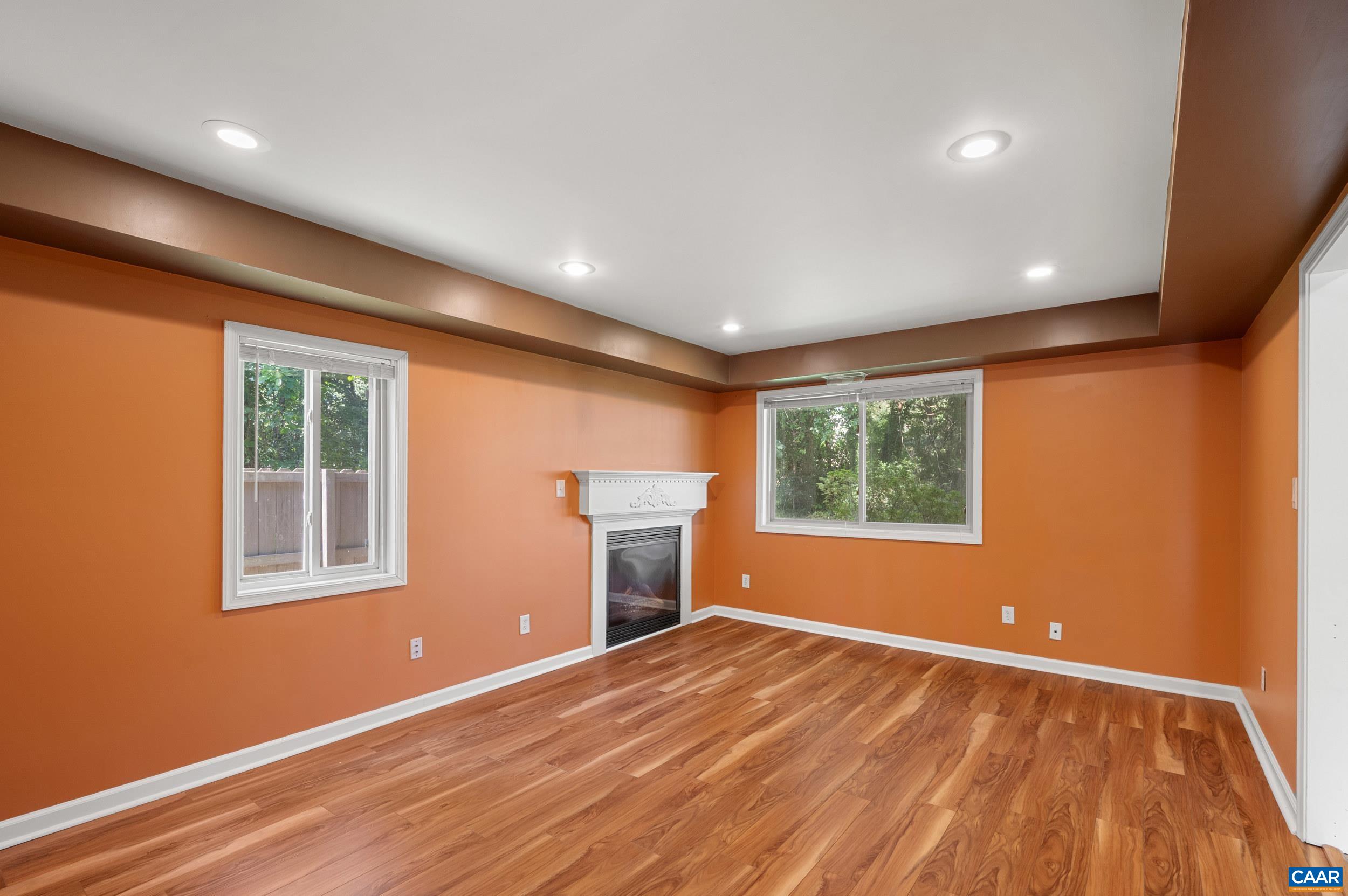 147 WOODLAKE DR, CHARLOTTESVILLE, Virginia 22901, 3 Bedrooms Bedrooms, ,1 BathroomBathrooms,Residential,147 WOODLAKE DR,681684 MLS # 681684 147 WOODLAKE DR, CHARLOTTESVILLE, Virginia 22901, 3 Bedrooms Bedrooms, ,1 BathroomBathrooms,Residential,147 WOODLAKE DR,681684 MLS # 681684