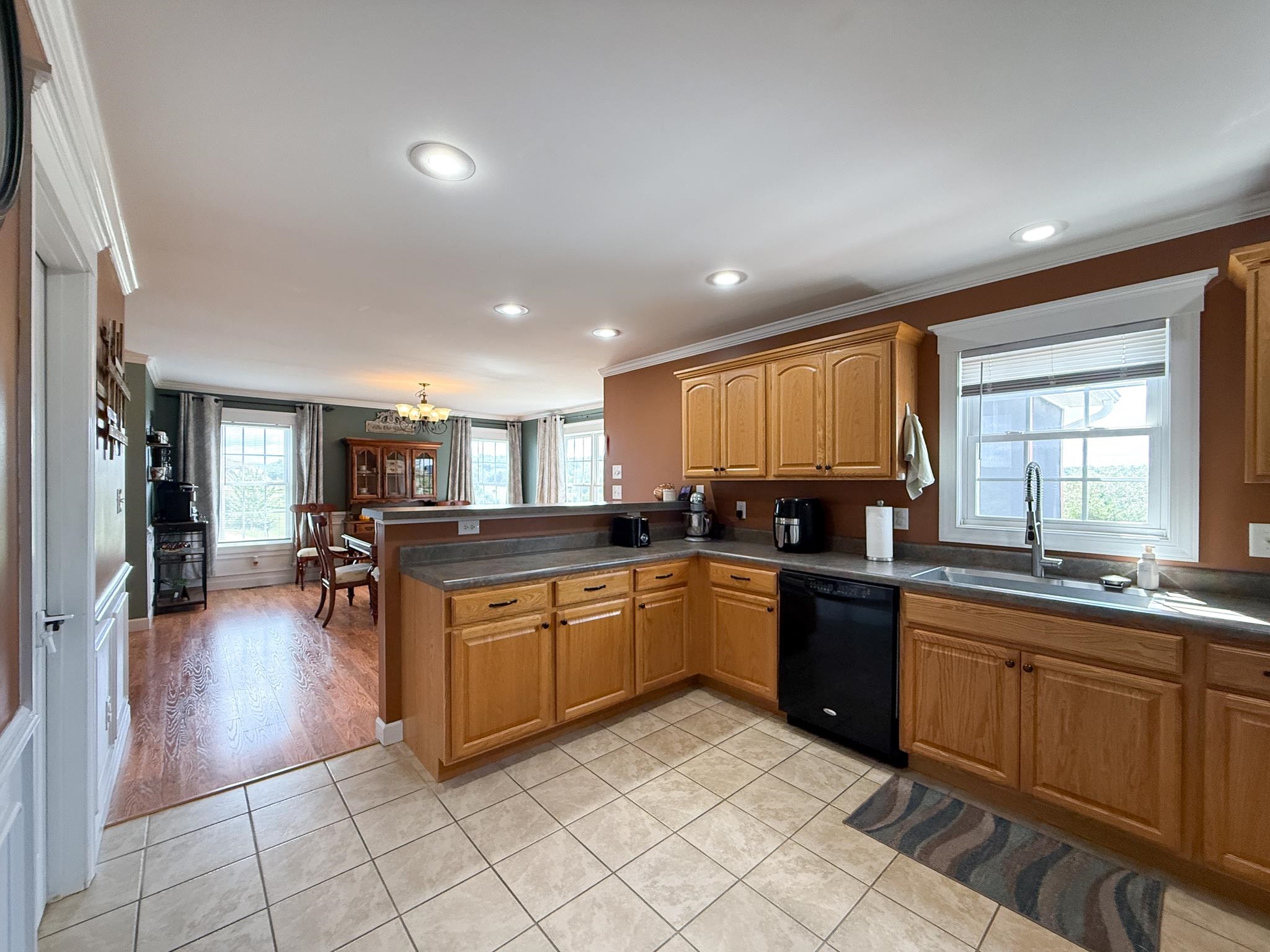 122 WEXFORD ST, STAUNTON, Virginia 24401, 3 Bedrooms Bedrooms, ,2 BathroomsBathrooms,Residential,122 WEXFORD ST,681697 MLS # 681697