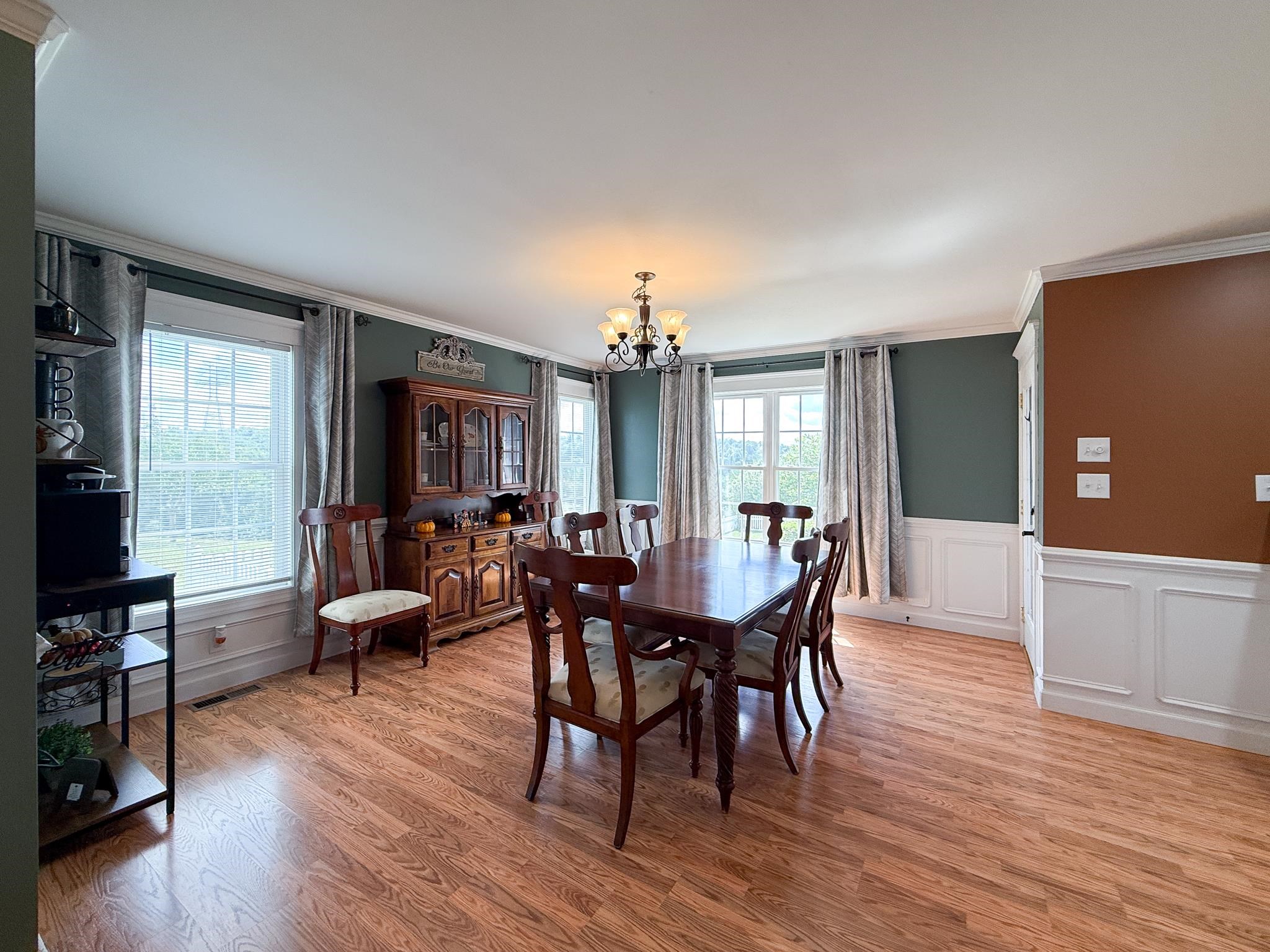 122 WEXFORD ST, STAUNTON, Virginia 24401, 3 Bedrooms Bedrooms, ,2 BathroomsBathrooms,Residential,122 WEXFORD ST,681697 MLS # 681697