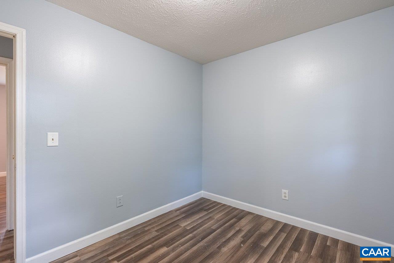 708 KING AVE, WAYNESBORO, Virginia 22980, 3 Bedrooms Bedrooms, ,2 BathroomsBathrooms,Residential,708 KING AVE,681699 MLS # 681699 708 KING AVE, WAYNESBORO, Virginia 22980, 3 Bedrooms Bedrooms, ,2 BathroomsBathrooms,Residential,708 KING AVE,681699 MLS # 681699