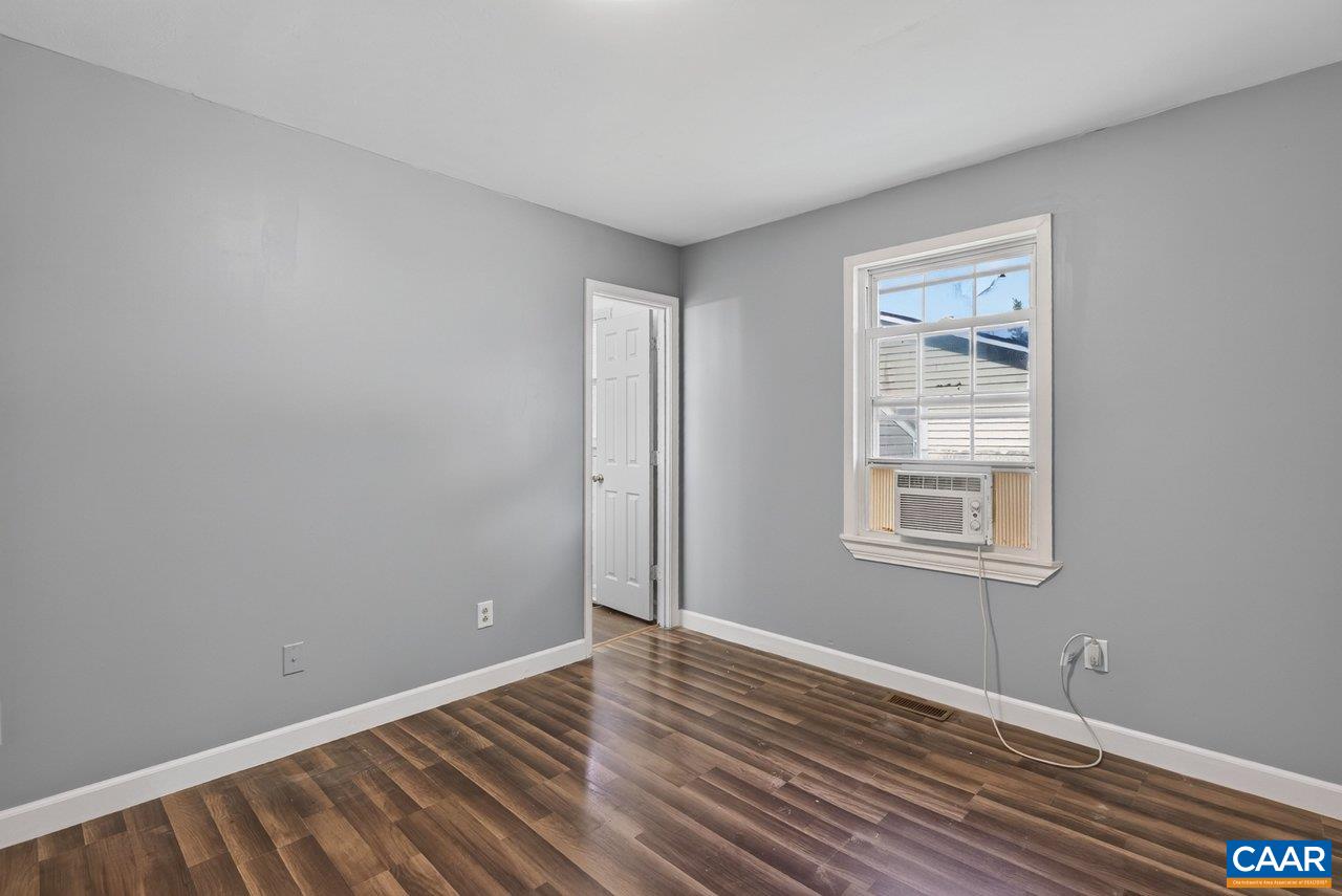 708 KING AVE, WAYNESBORO, Virginia 22980, 3 Bedrooms Bedrooms, ,2 BathroomsBathrooms,Residential,708 KING AVE,681699 MLS # 681699 708 KING AVE, WAYNESBORO, Virginia 22980, 3 Bedrooms Bedrooms, ,2 BathroomsBathrooms,Residential,708 KING AVE,681699 MLS # 681699