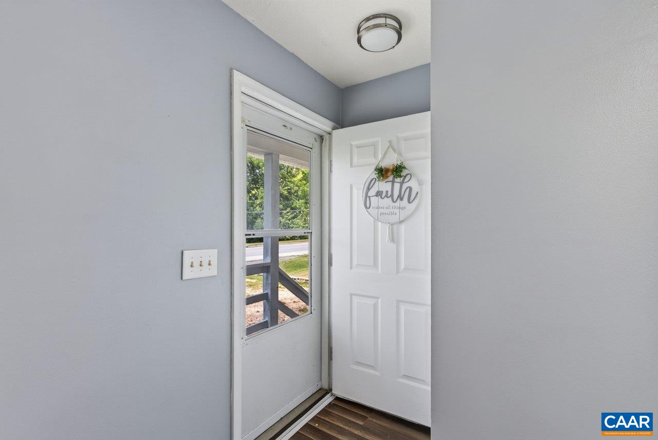 708 KING AVE, WAYNESBORO, Virginia 22980, 3 Bedrooms Bedrooms, ,2 BathroomsBathrooms,Residential,708 KING AVE,681699 MLS # 681699 708 KING AVE, WAYNESBORO, Virginia 22980, 3 Bedrooms Bedrooms, ,2 BathroomsBathrooms,Residential,708 KING AVE,681699 MLS # 681699