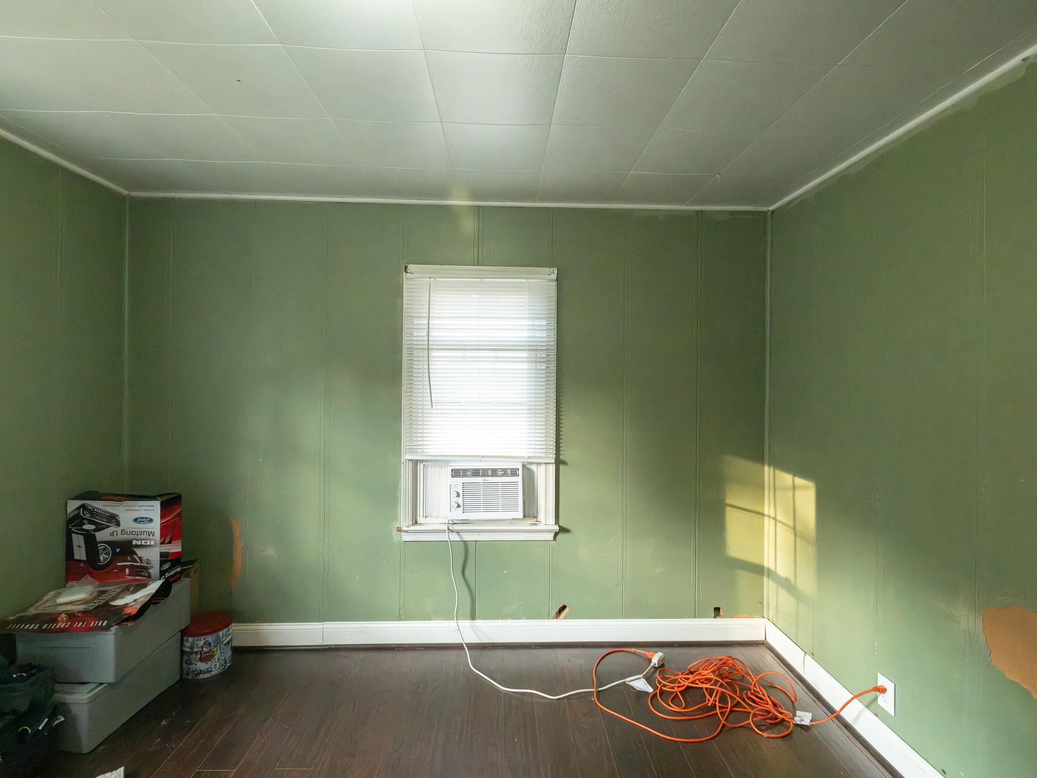 204 LAKE AVE, STAUNTON, Virginia 24401, 3 Bedrooms Bedrooms, ,1 BathroomBathrooms,Residential,204 LAKE AVE,681700 MLS # 681700