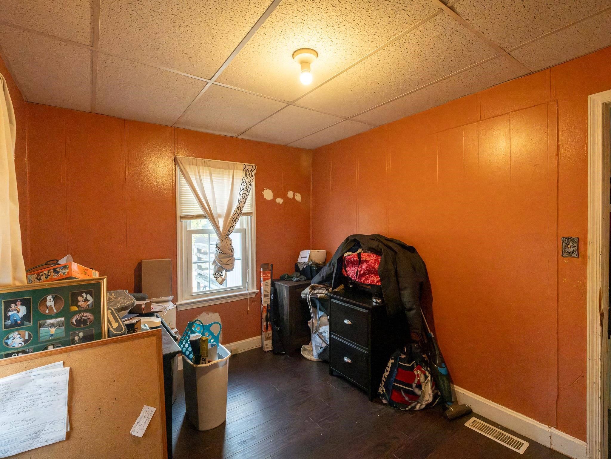 204 LAKE AVE, STAUNTON, Virginia 24401, 3 Bedrooms Bedrooms, ,1 BathroomBathrooms,Residential,204 LAKE AVE,681700 MLS # 681700