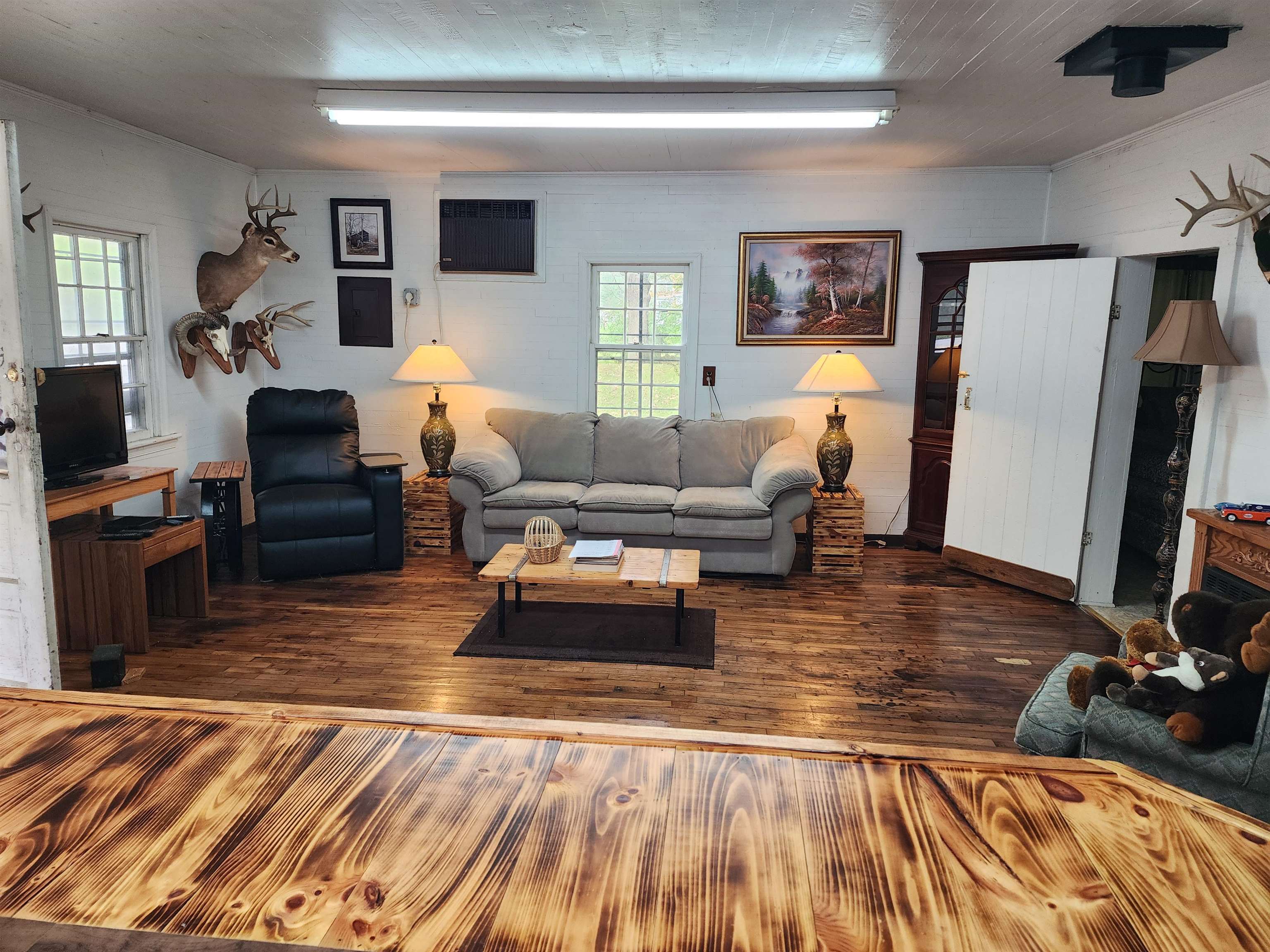 15847 HIGHLAND TPKE, HEAD WATERS, Virginia 24442, 2 Bedrooms Bedrooms, ,Residential,15847 HIGHLAND TPKE,681704 MLS # 681704 15847 HIGHLAND TPKE, HEAD WATERS, Virginia 24442, 2 Bedrooms Bedrooms, ,Residential,15847 HIGHLAND TPKE,681704 MLS # 681704